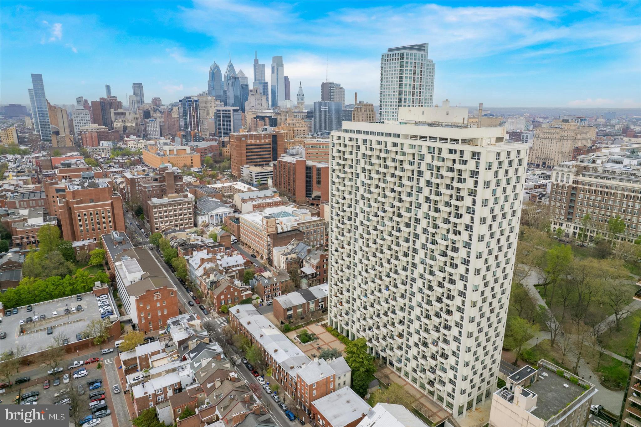 WASHINGTON SQ - Residential