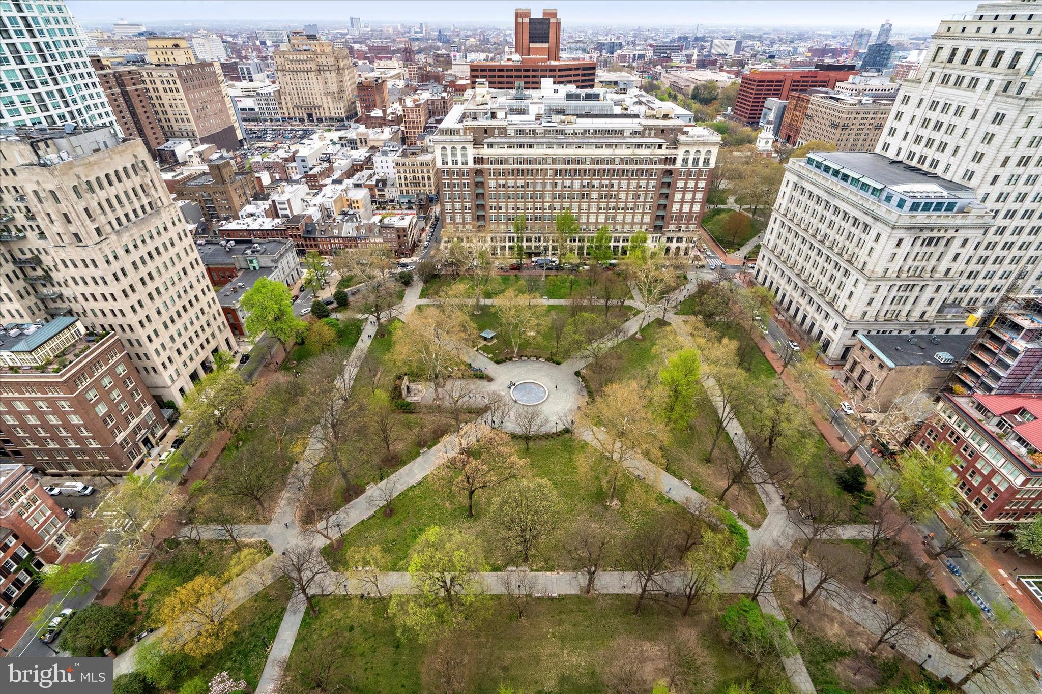 WASHINGTON SQ - Residential