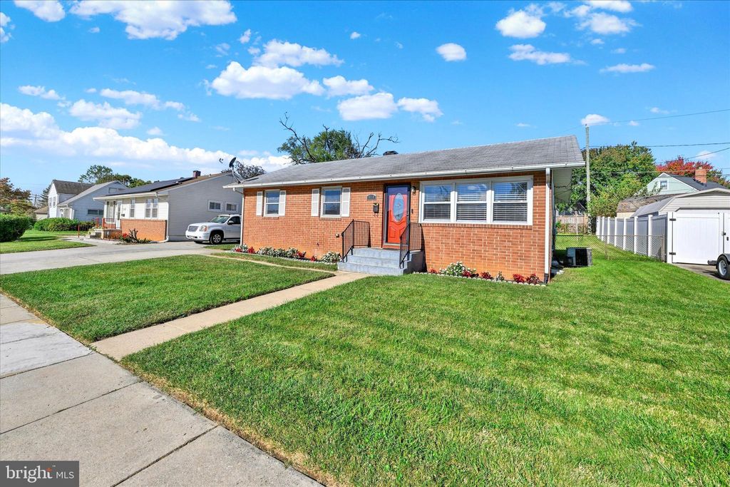 Photo of 1810 Wentworth Road, BALTIMORE, MD 21234 (MLS # MDBC2143116)