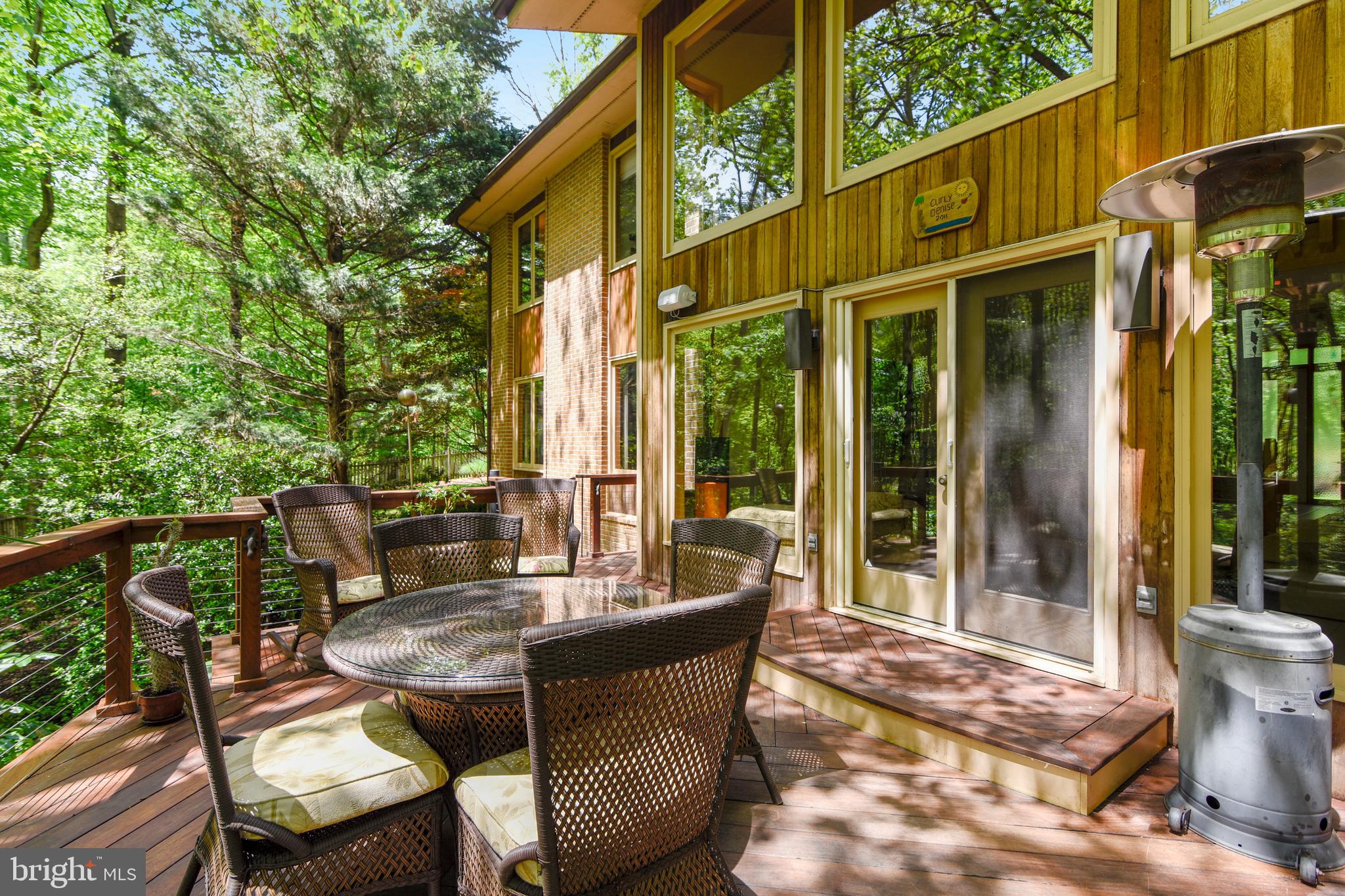 WAPLES MILL ESTATES - Residential