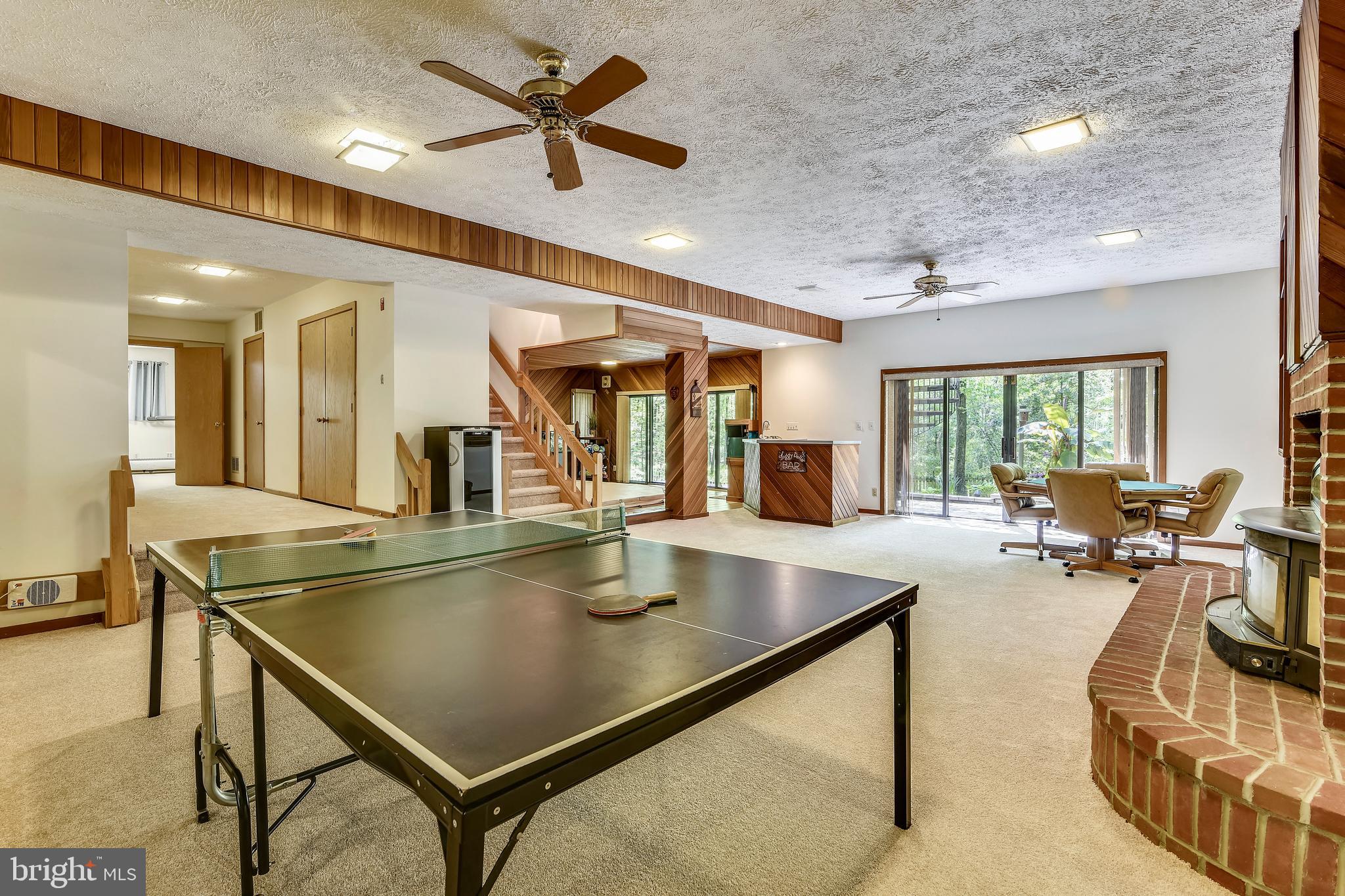 WAPLES MILL ESTATES - Residential