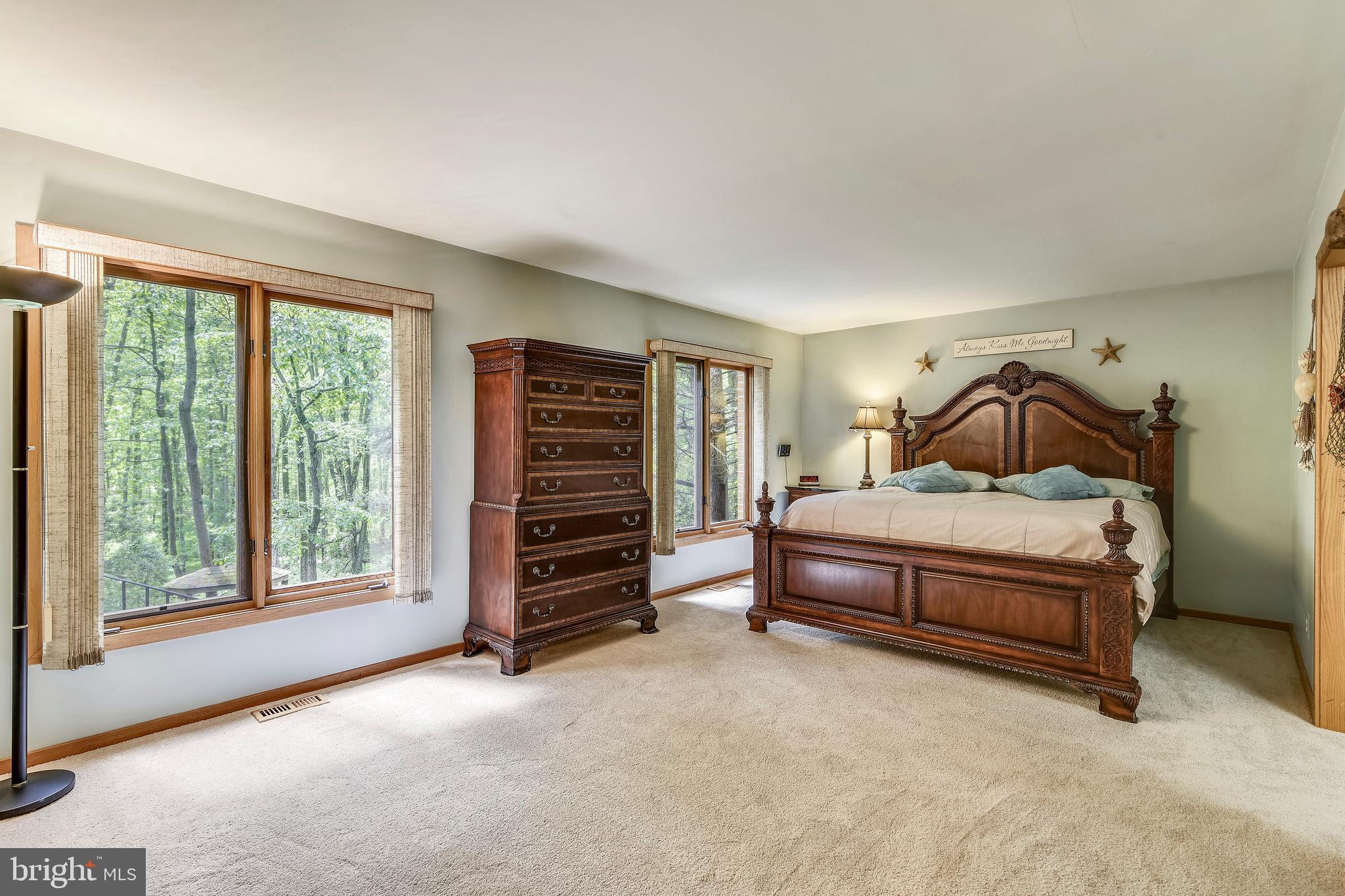 WAPLES MILL ESTATES - Residential