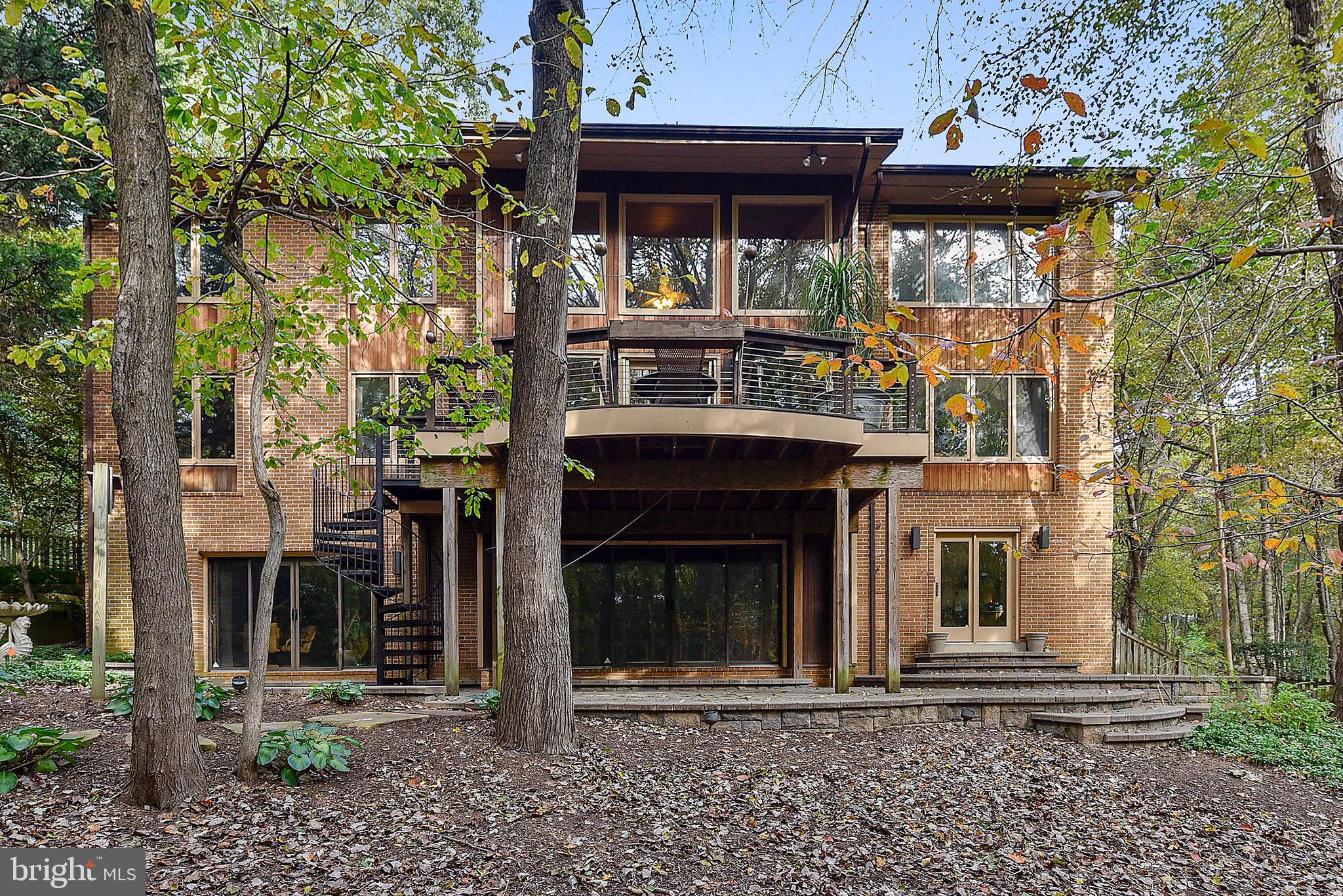 WAPLES MILL ESTATES - Residential