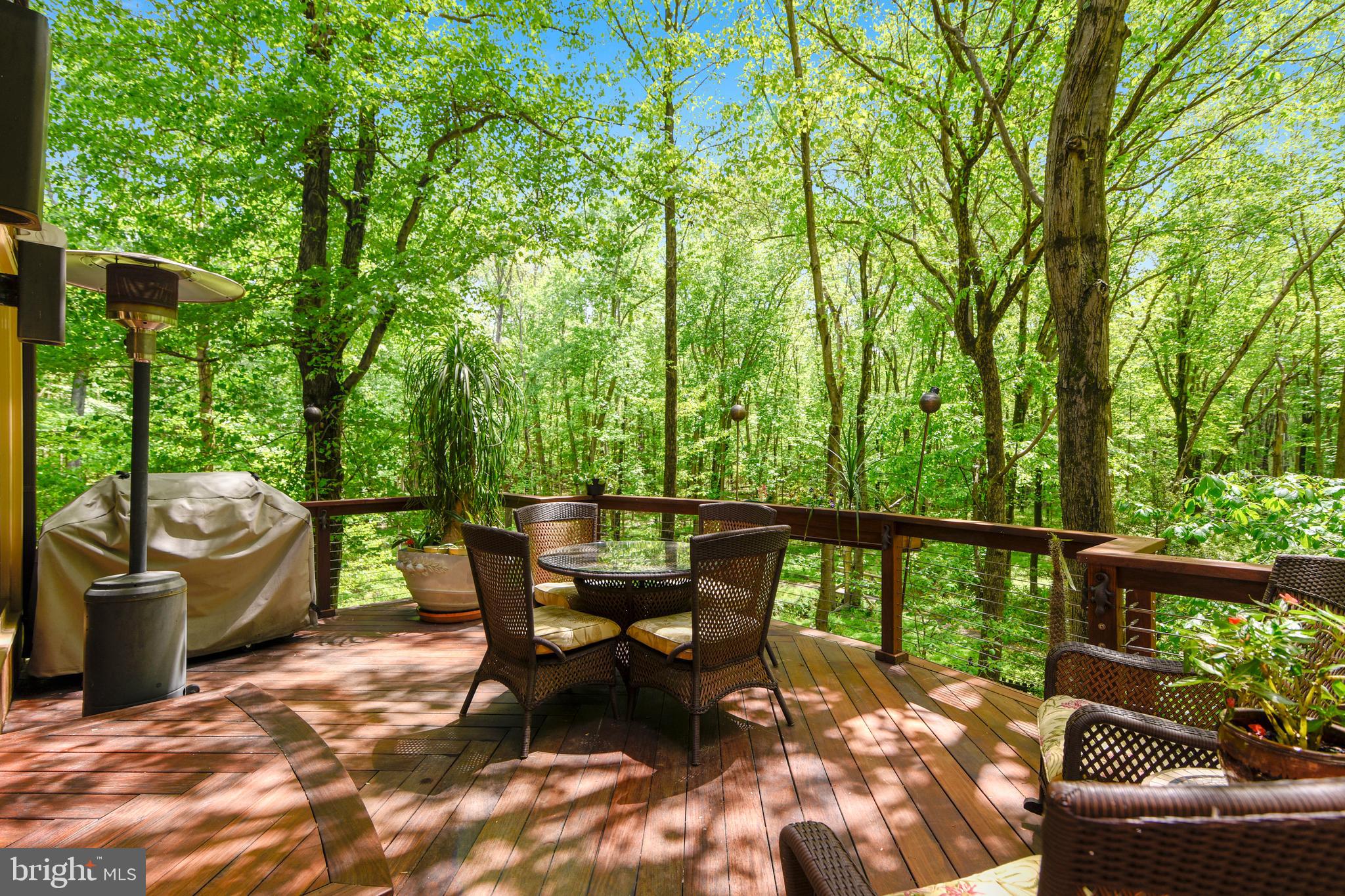 WAPLES MILL ESTATES - Residential