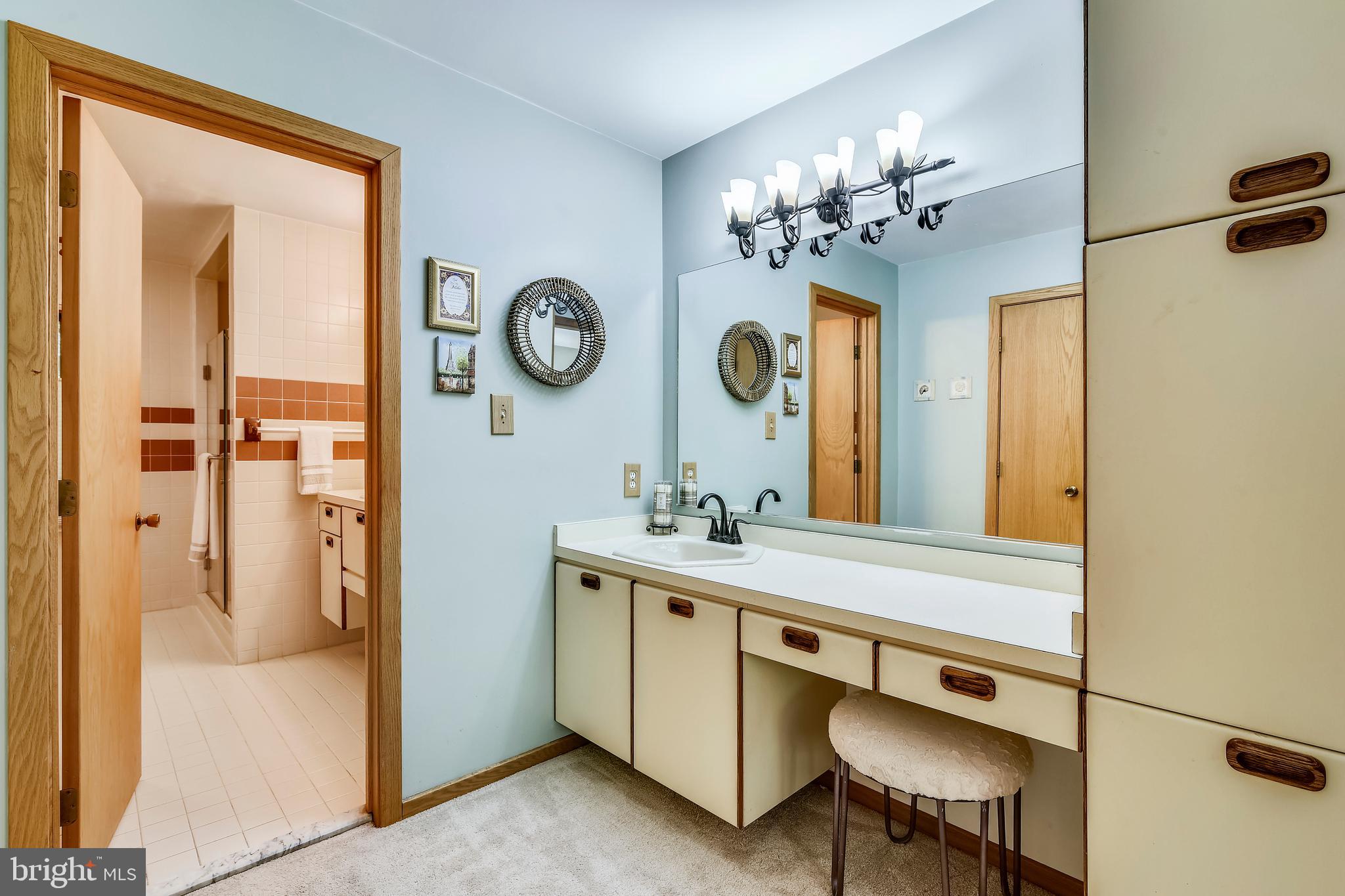 WAPLES MILL ESTATES - Residential