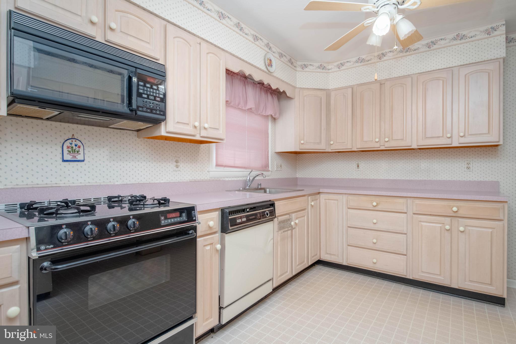 HIGH POINT - Residential