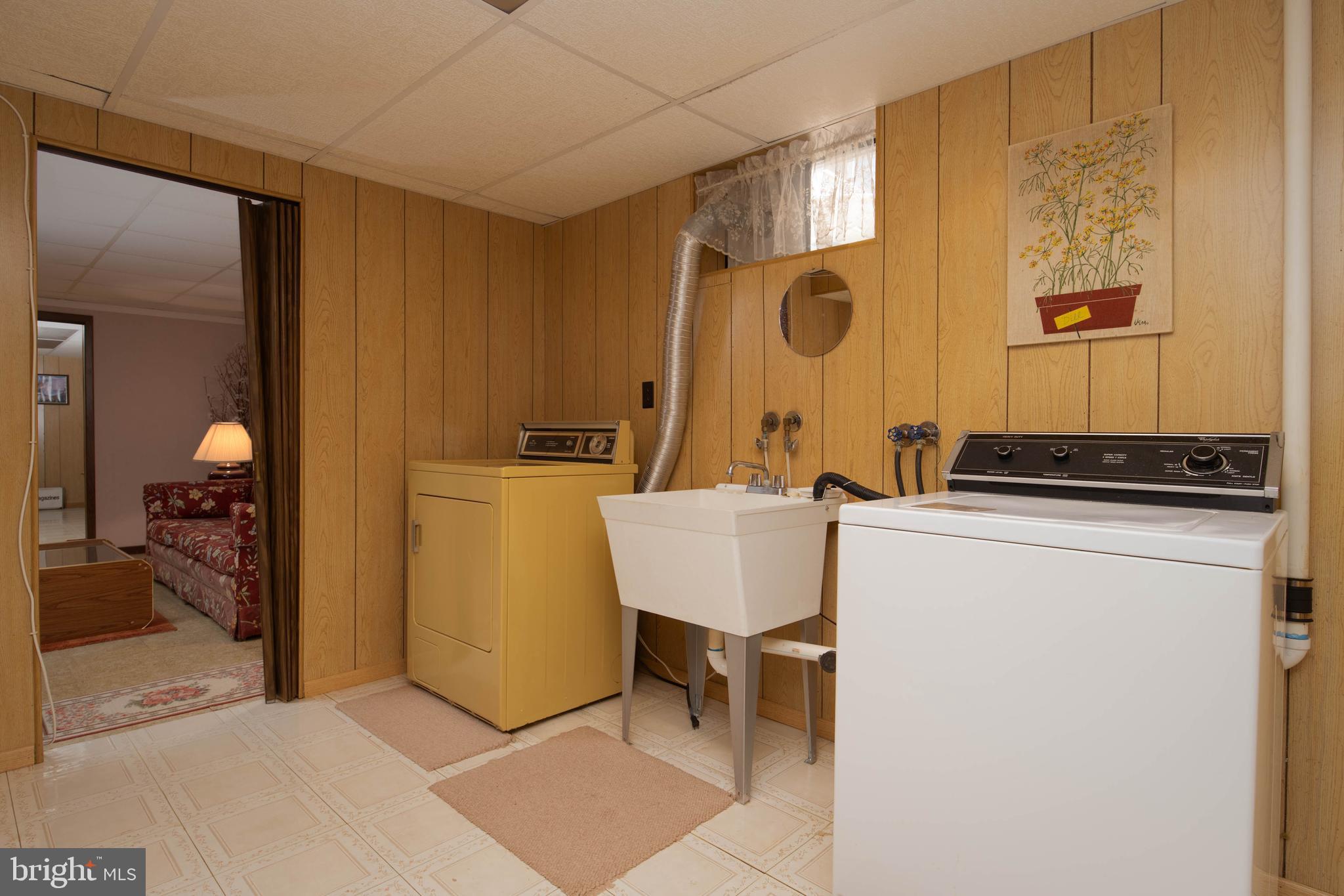 HIGH POINT - Residential