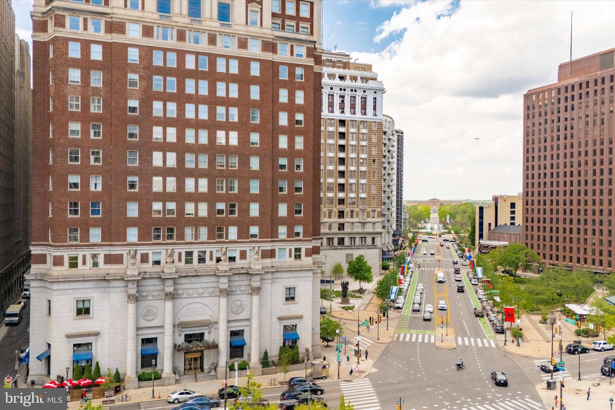 CENTER CITY - Residential