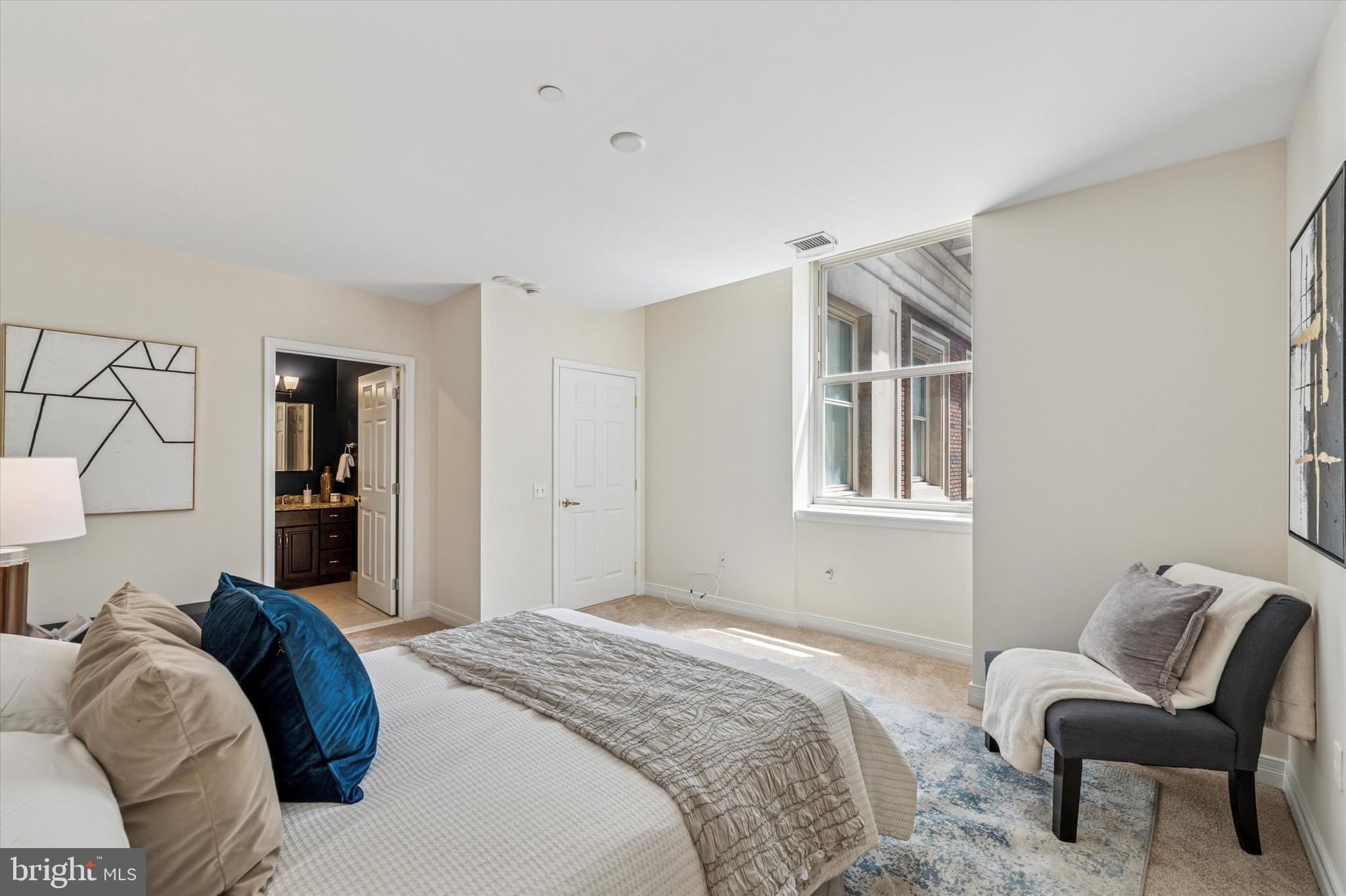 CENTER CITY - Residential