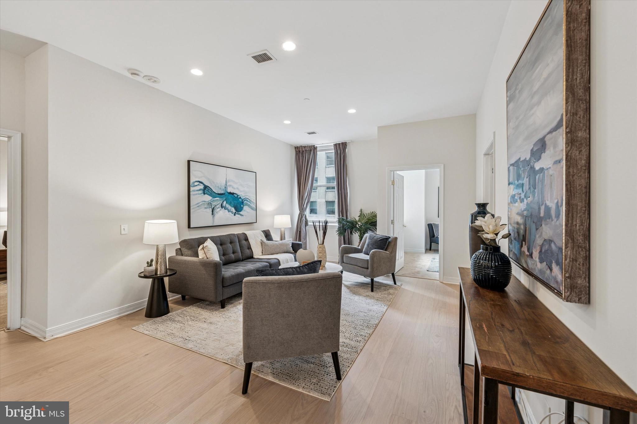 CENTER CITY - Residential