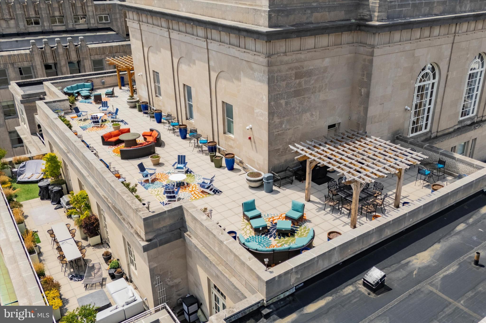 CENTER CITY - Residential