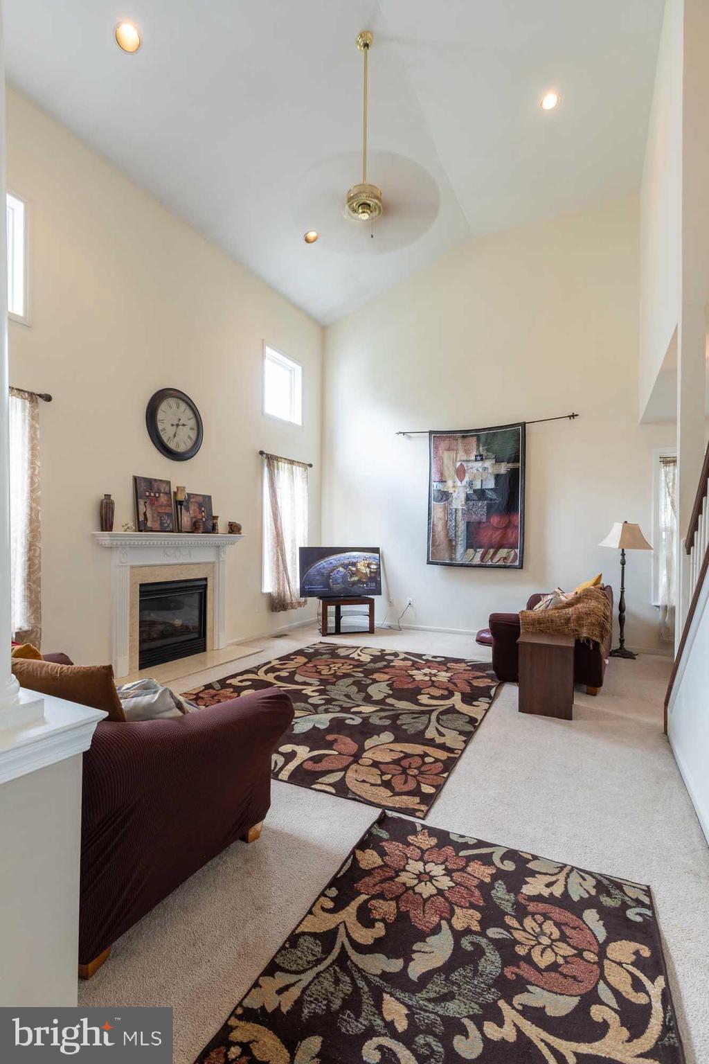COUNTRY RIDGE - Residential
