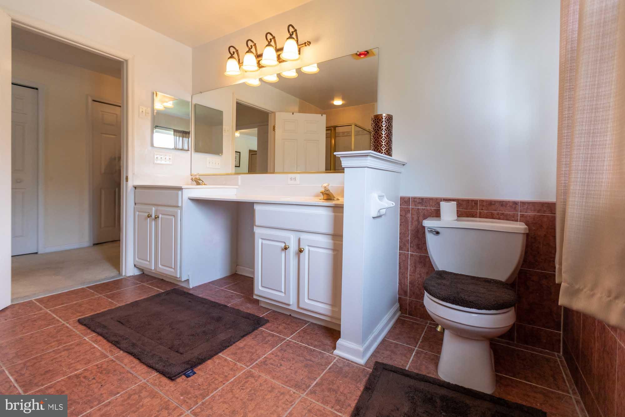 COUNTRY RIDGE - Residential