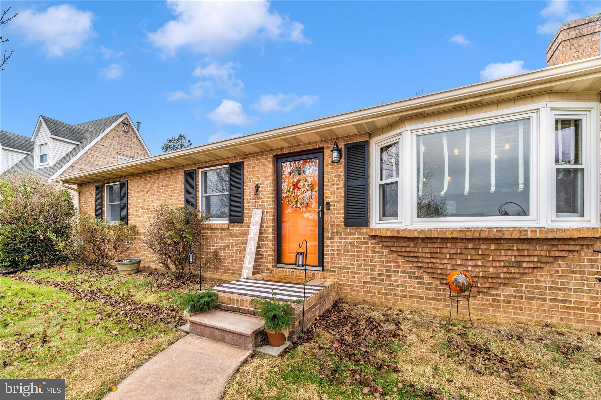 BRIGHTON MANOR - Residential