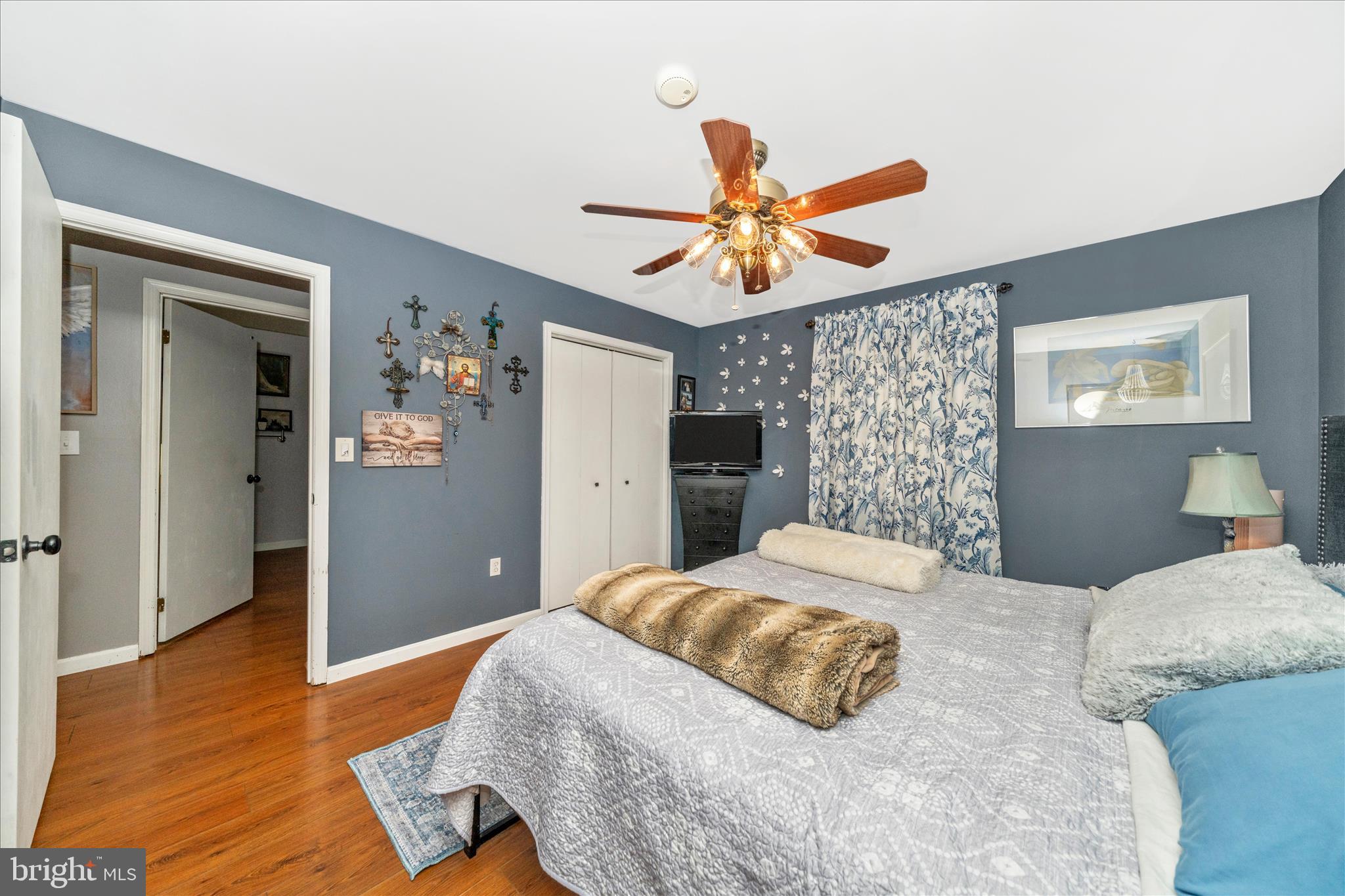 BRIGHTON MANOR - Residential