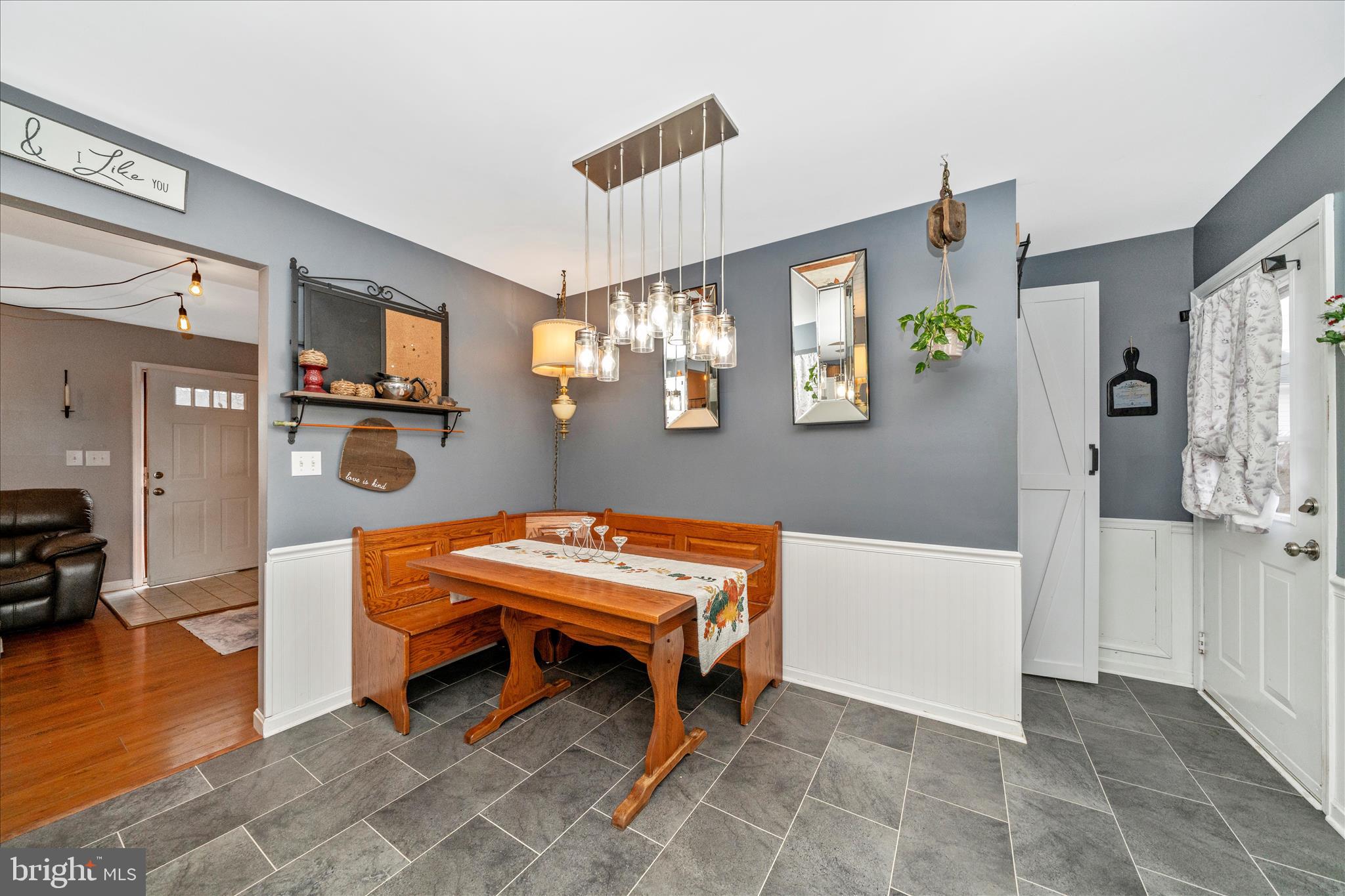 BRIGHTON MANOR - Residential