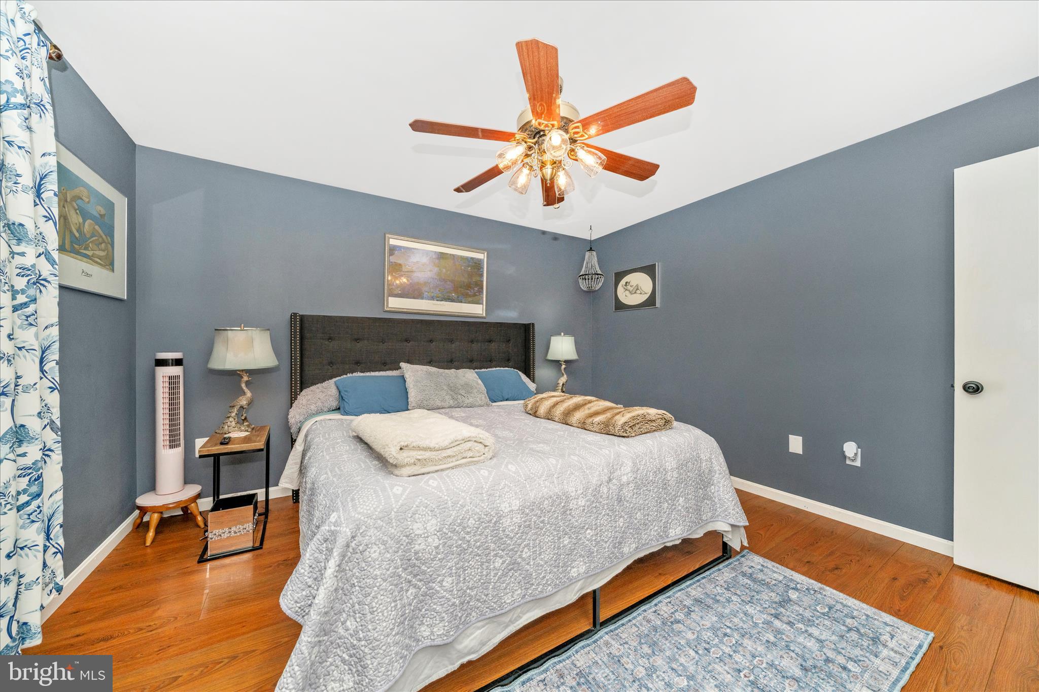 BRIGHTON MANOR - Residential