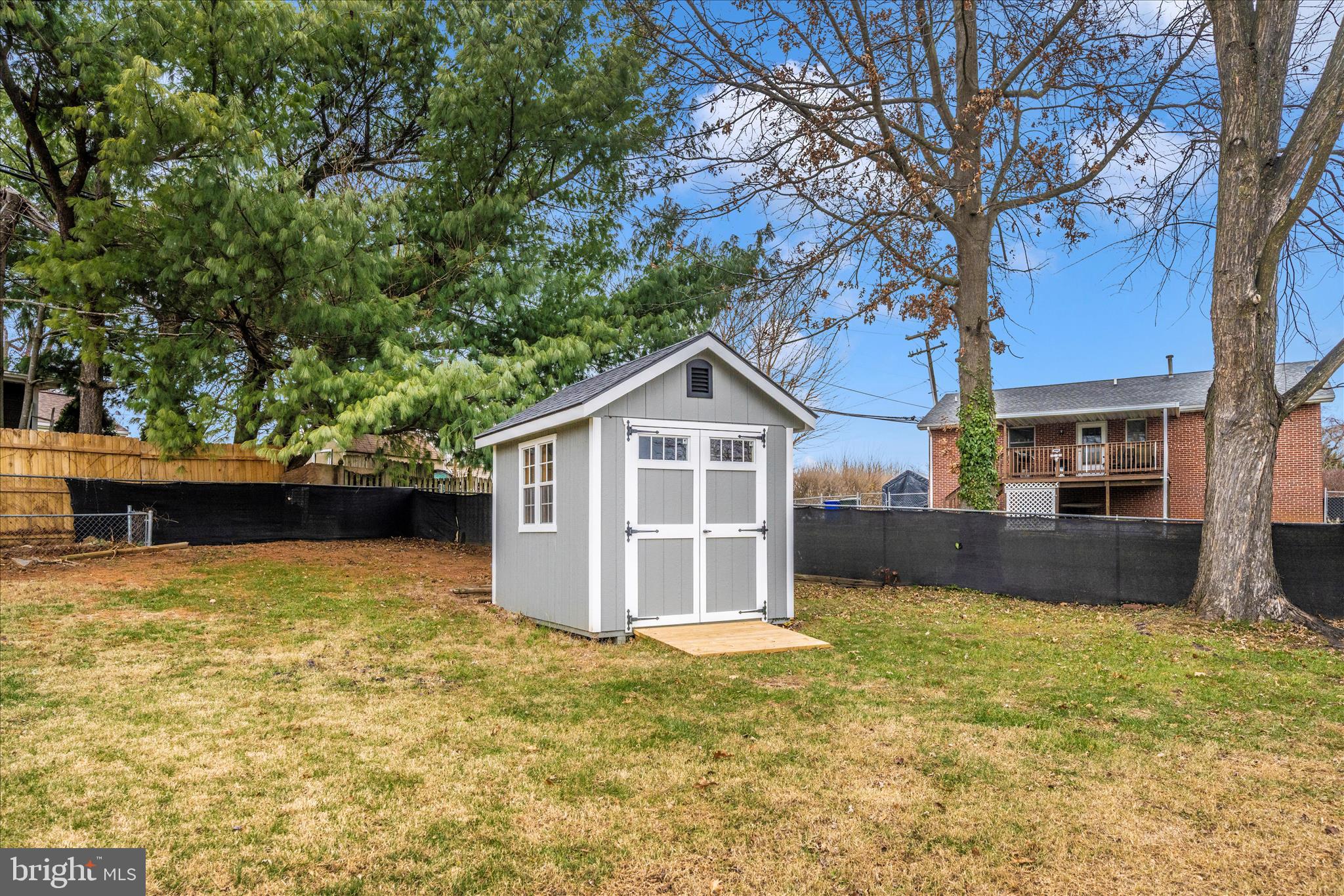 BRIGHTON MANOR - Residential