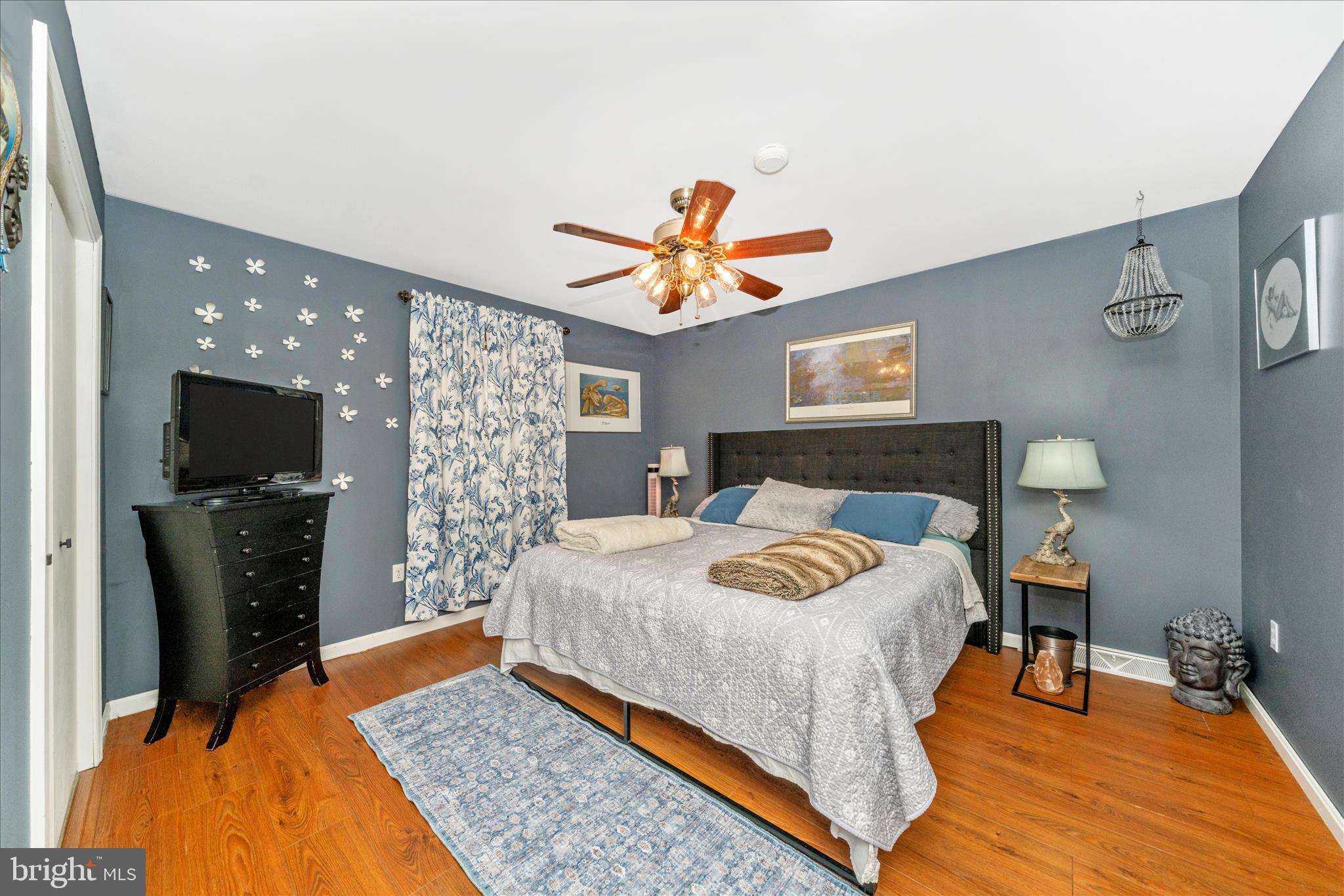 BRIGHTON MANOR - Residential