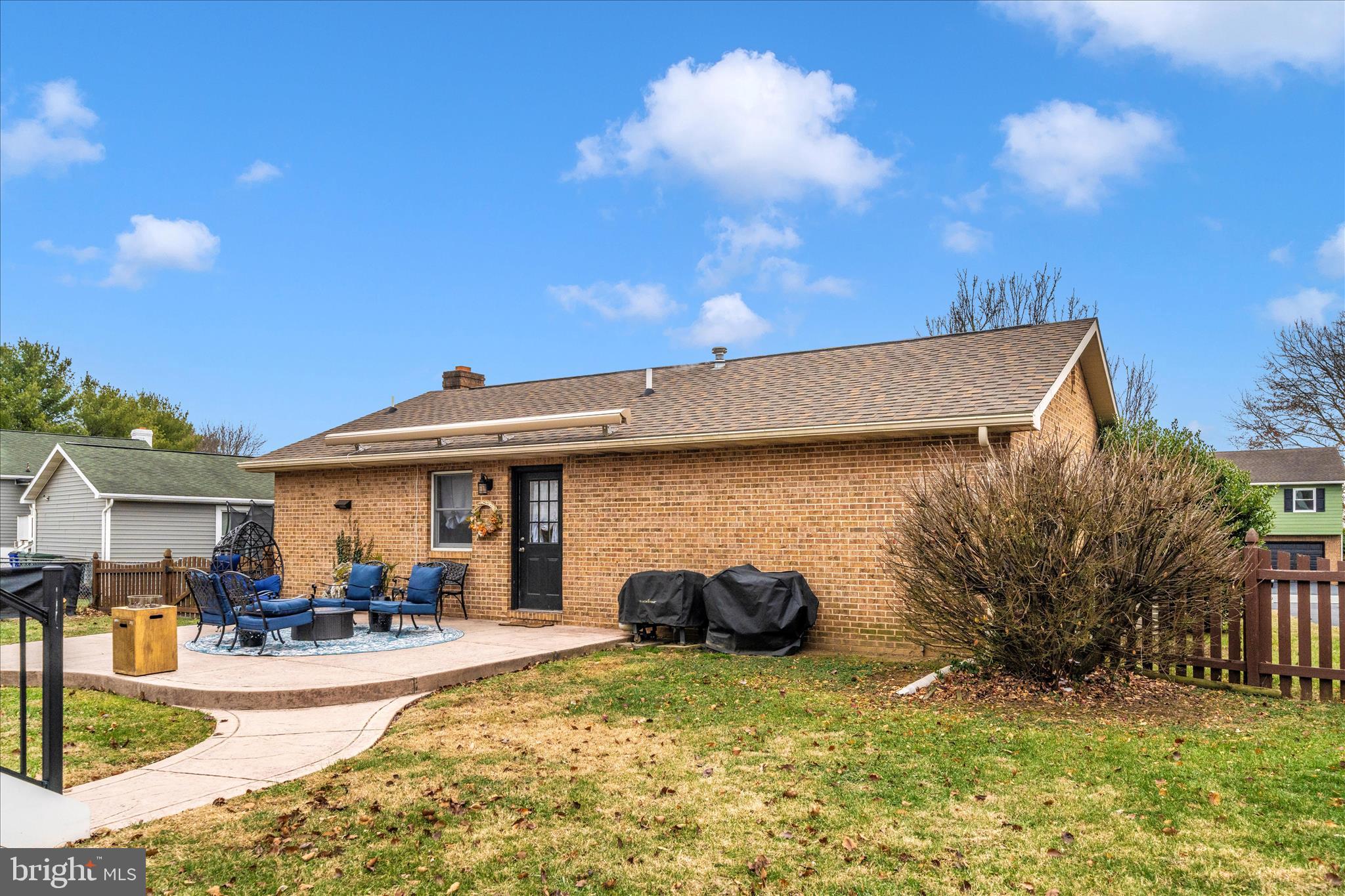 BRIGHTON MANOR - Residential