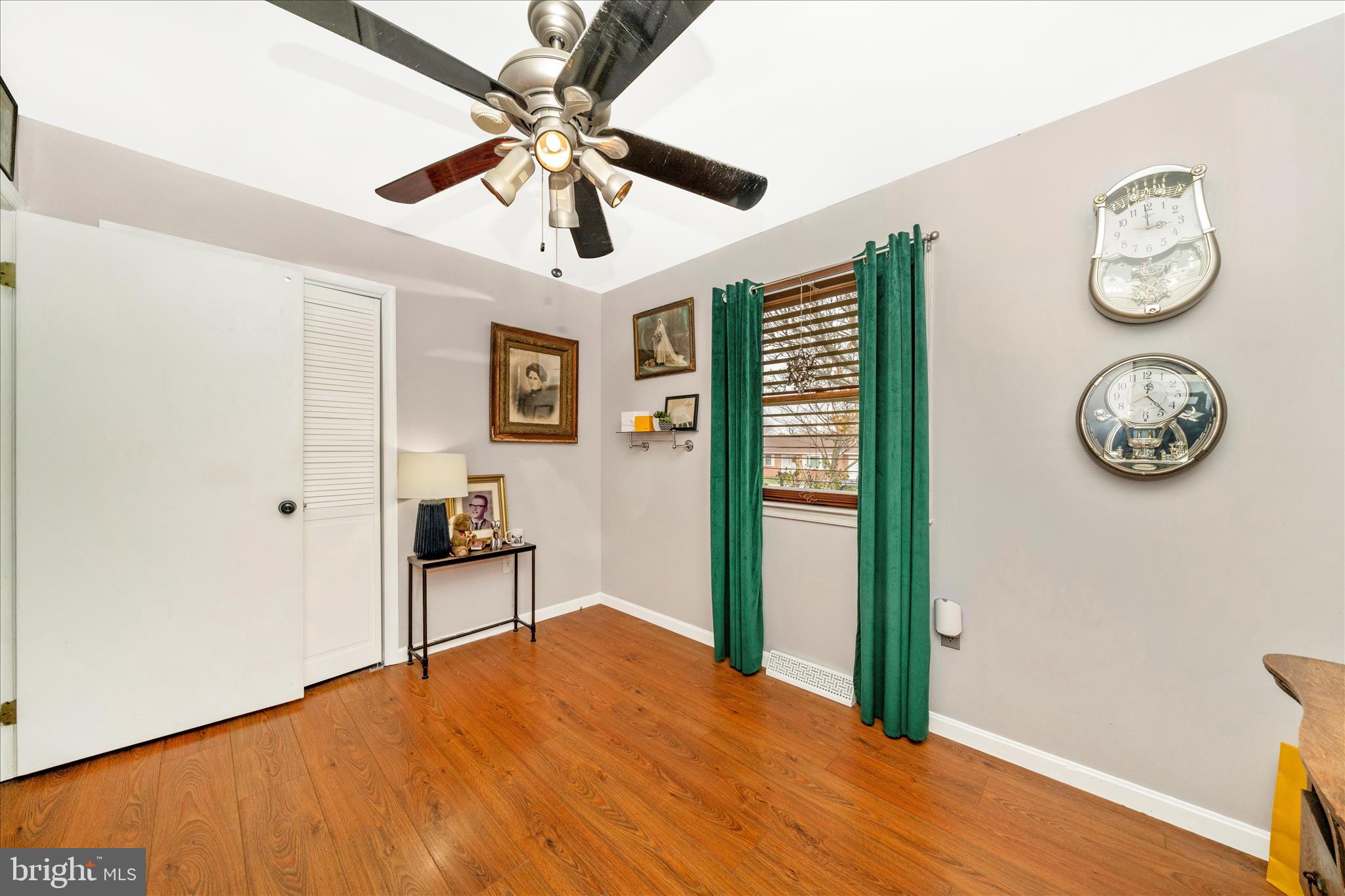 BRIGHTON MANOR - Residential