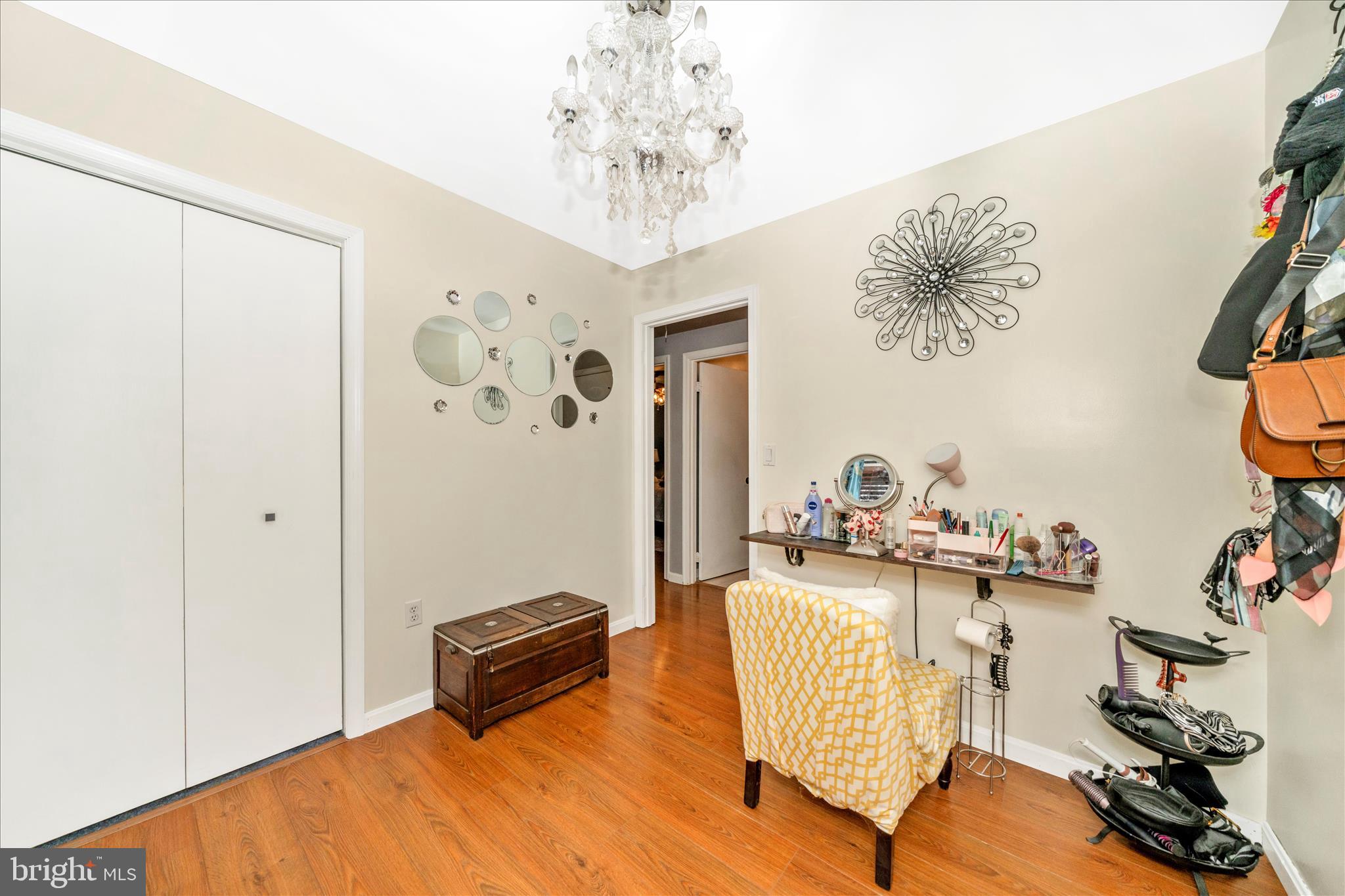 BRIGHTON MANOR - Residential