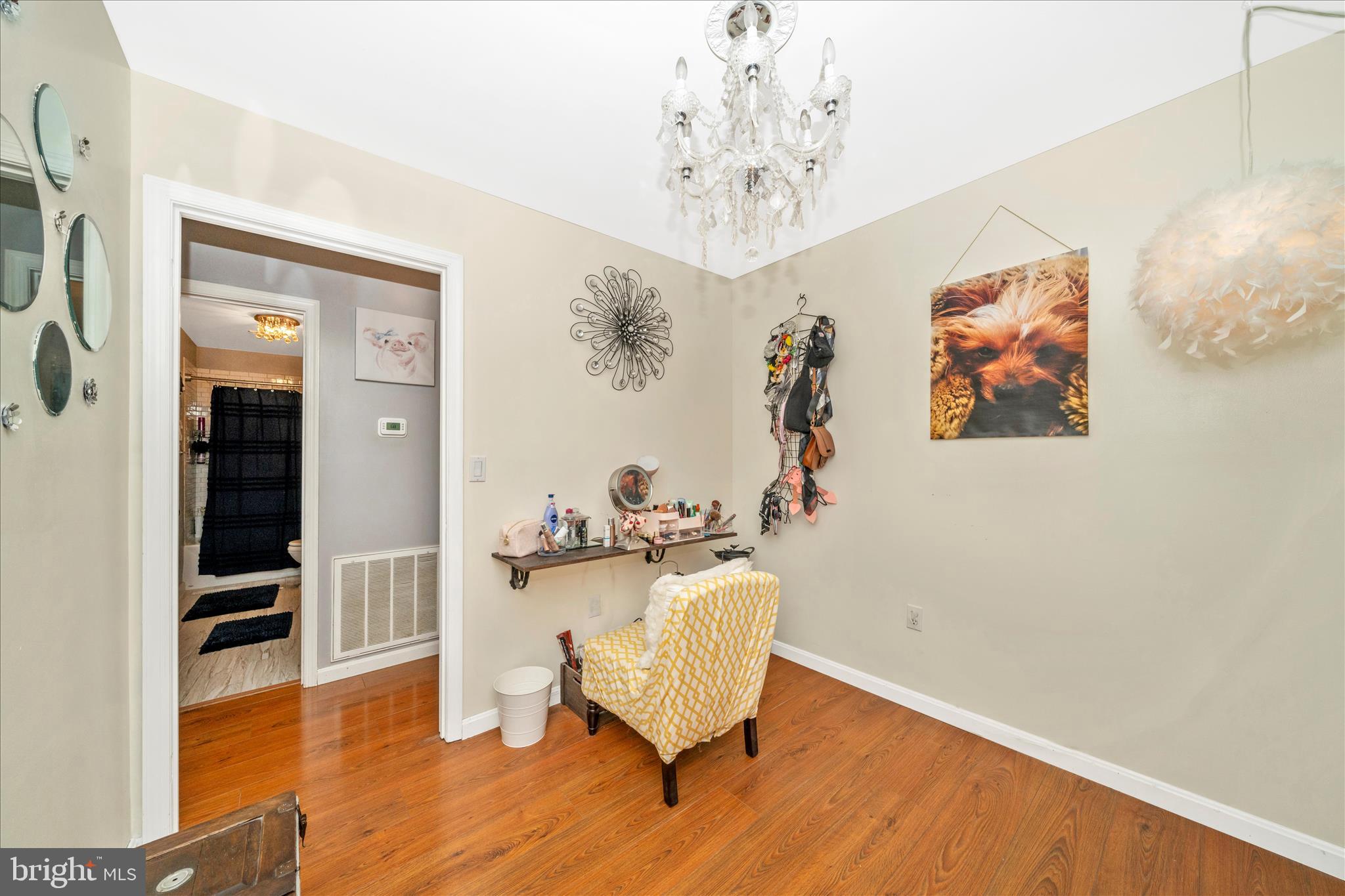 BRIGHTON MANOR - Residential