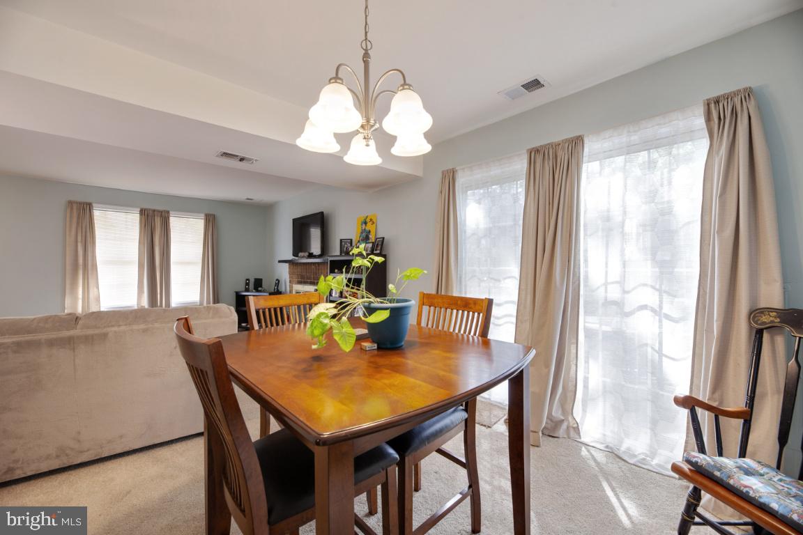 ST CHARLES BANNISTER - Residential