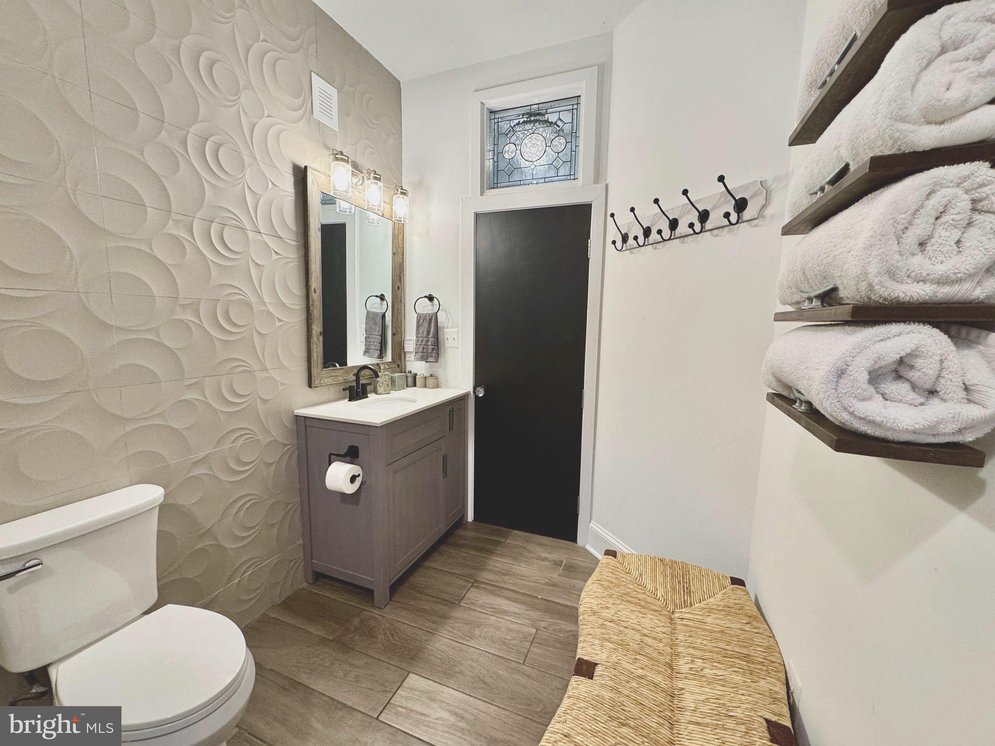 BARRISTER SQUARE - Residential