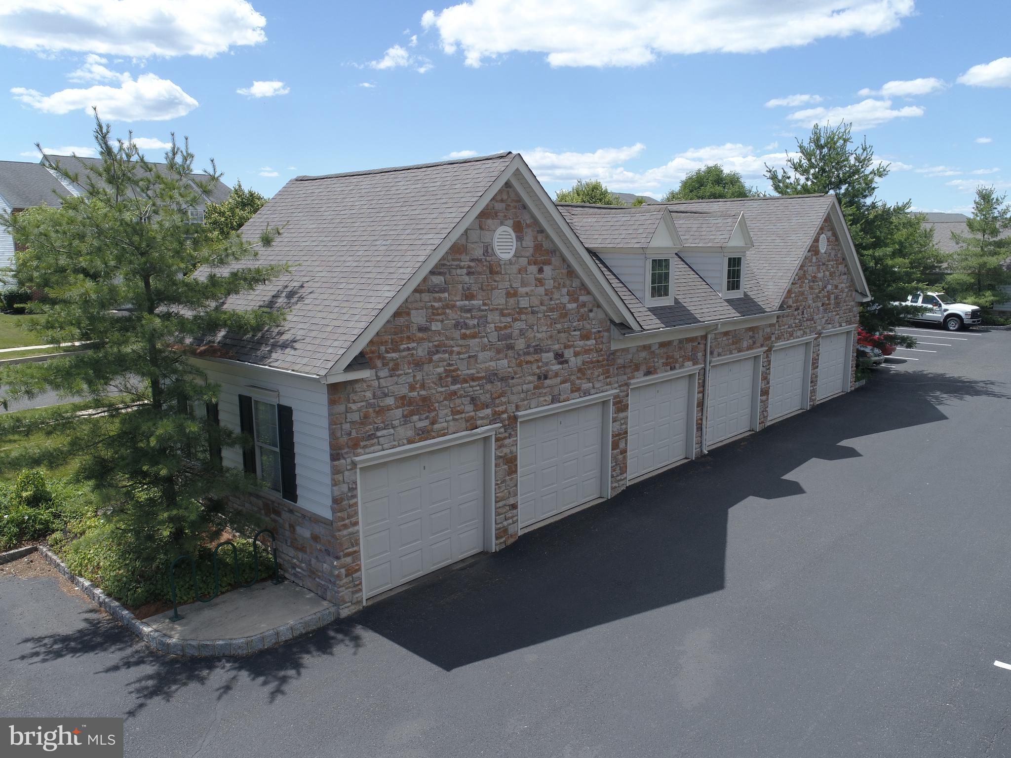 HERITAGE GREEN - Residential Lease