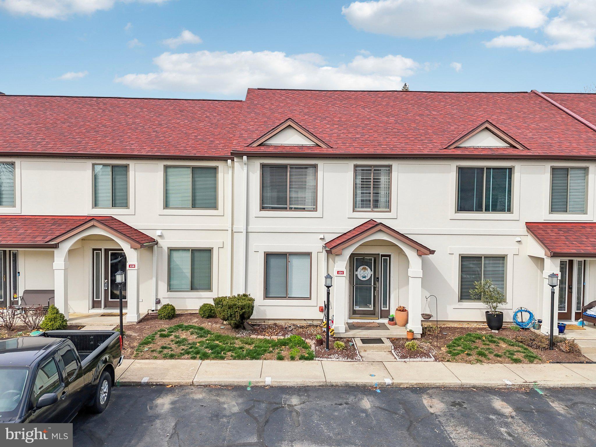 53 QUEEN CAROLINE COURT C C