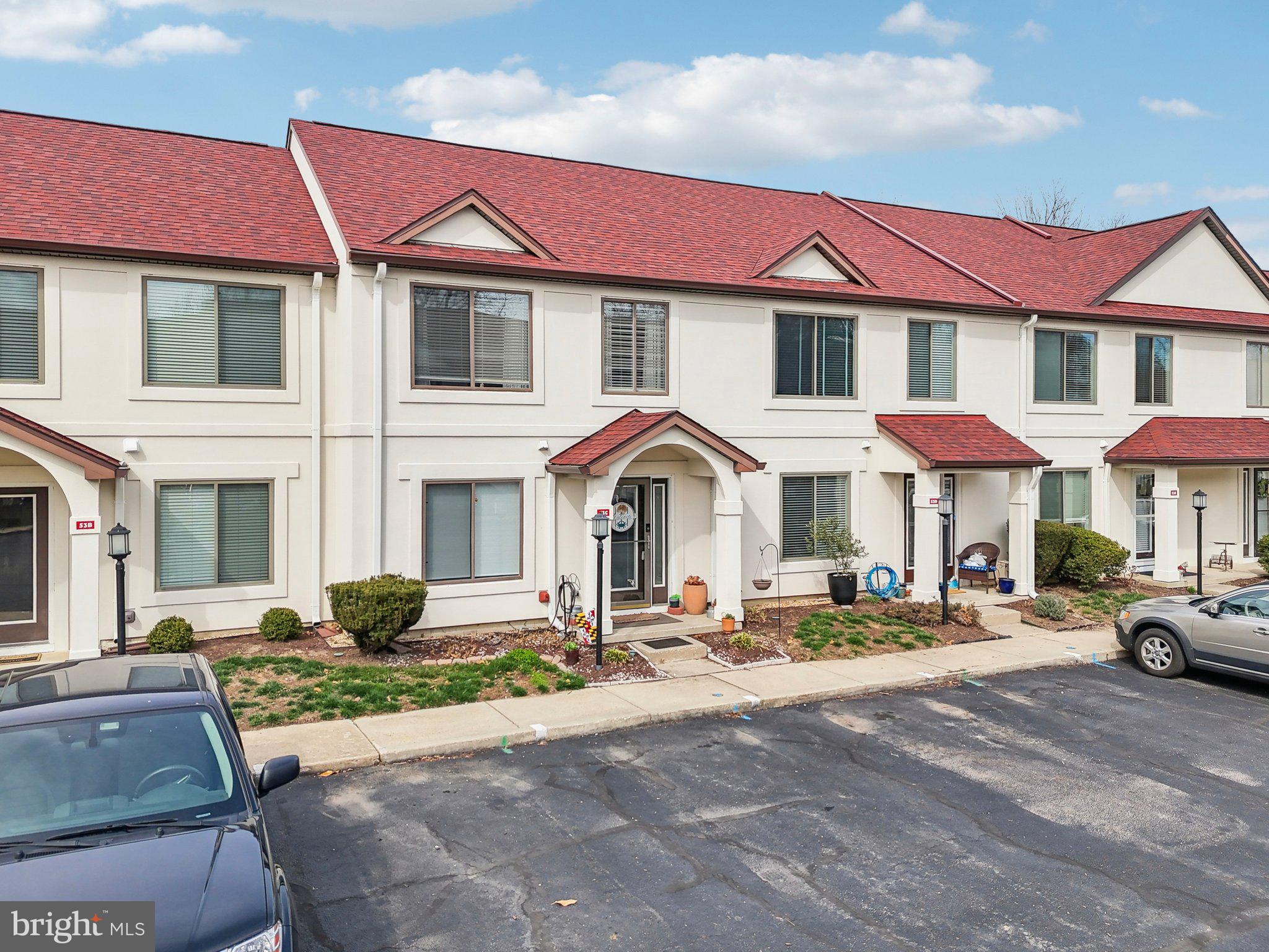 53 QUEEN CAROLINE COURT C C