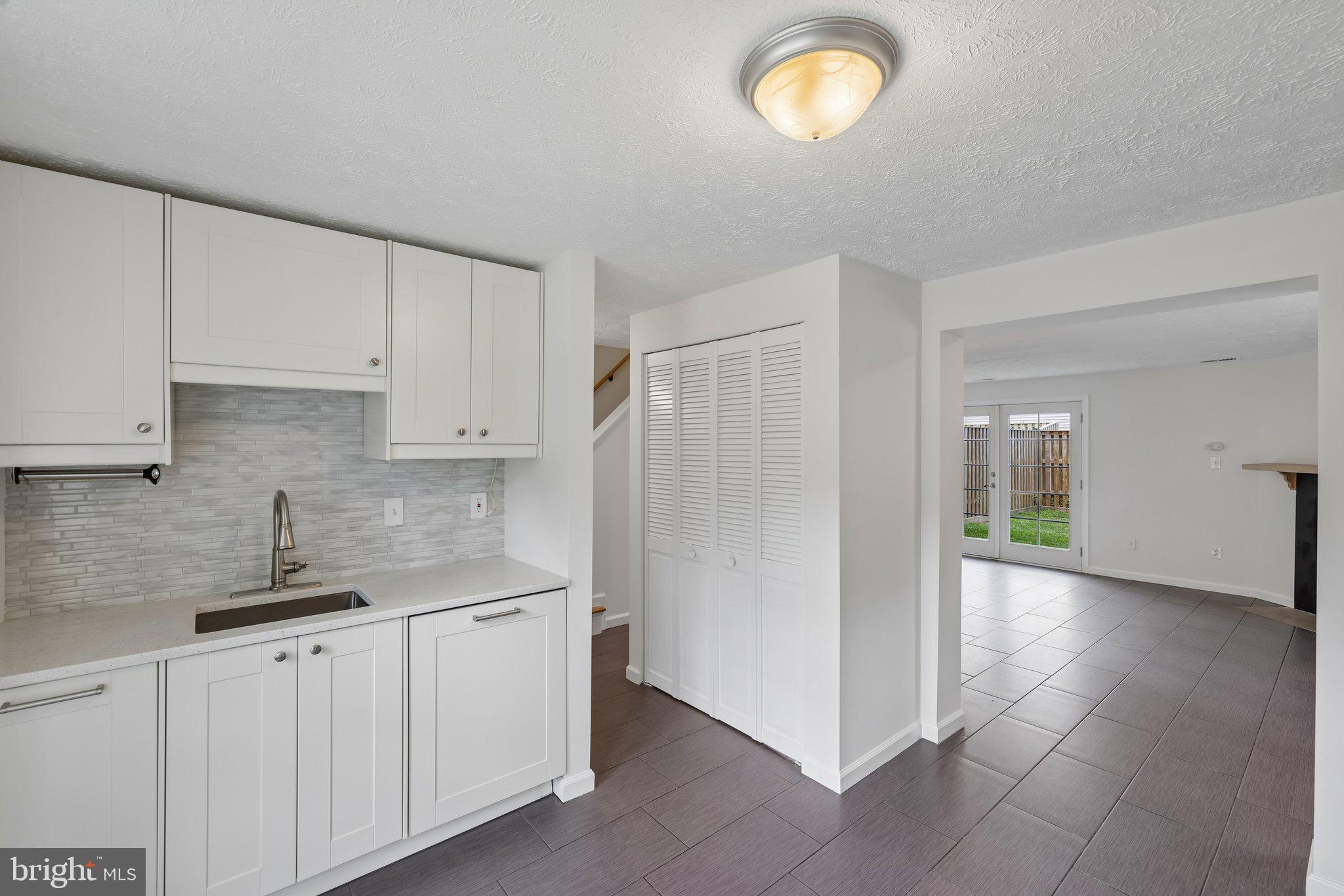 VILLAGE OF OWEN BROWN - Residential