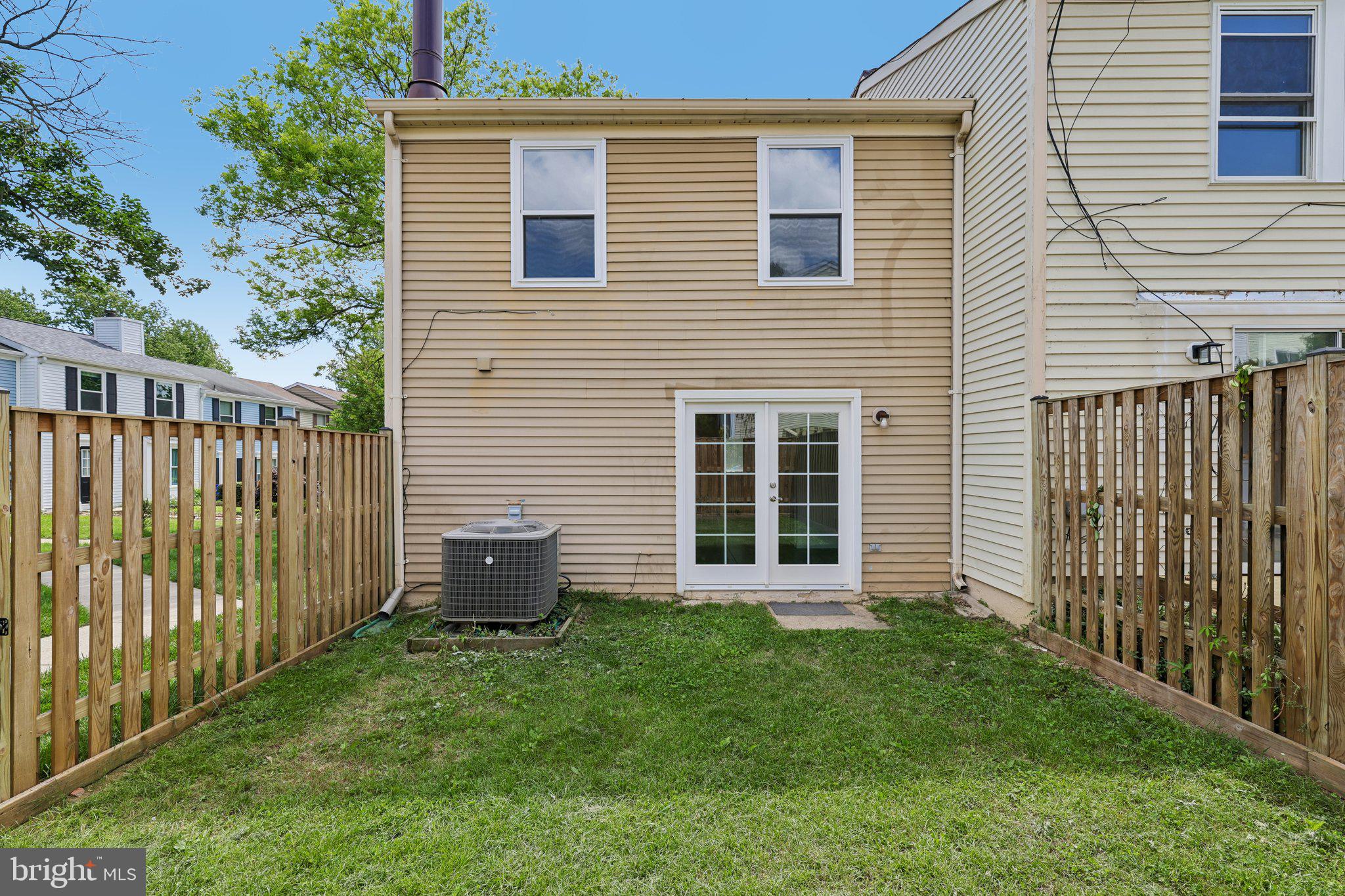 VILLAGE OF OWEN BROWN - Residential