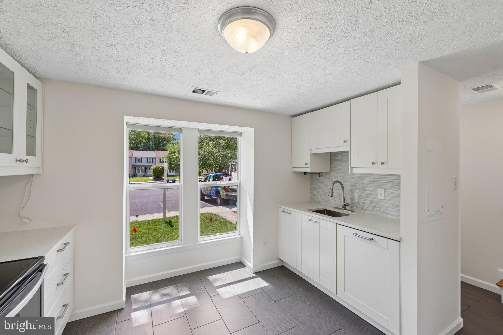 VILLAGE OF OWEN BROWN - Residential