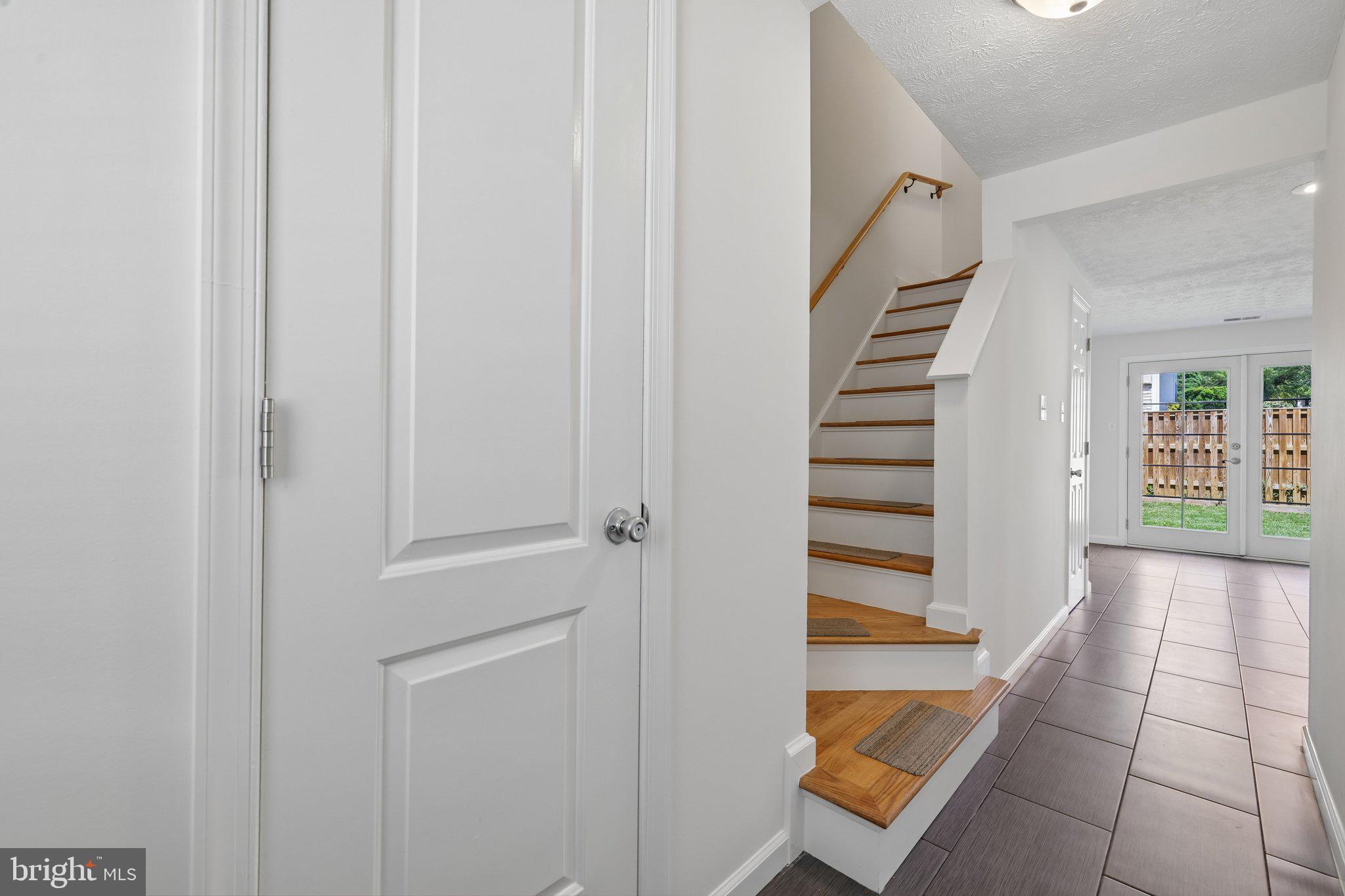 VILLAGE OF OWEN BROWN - Residential