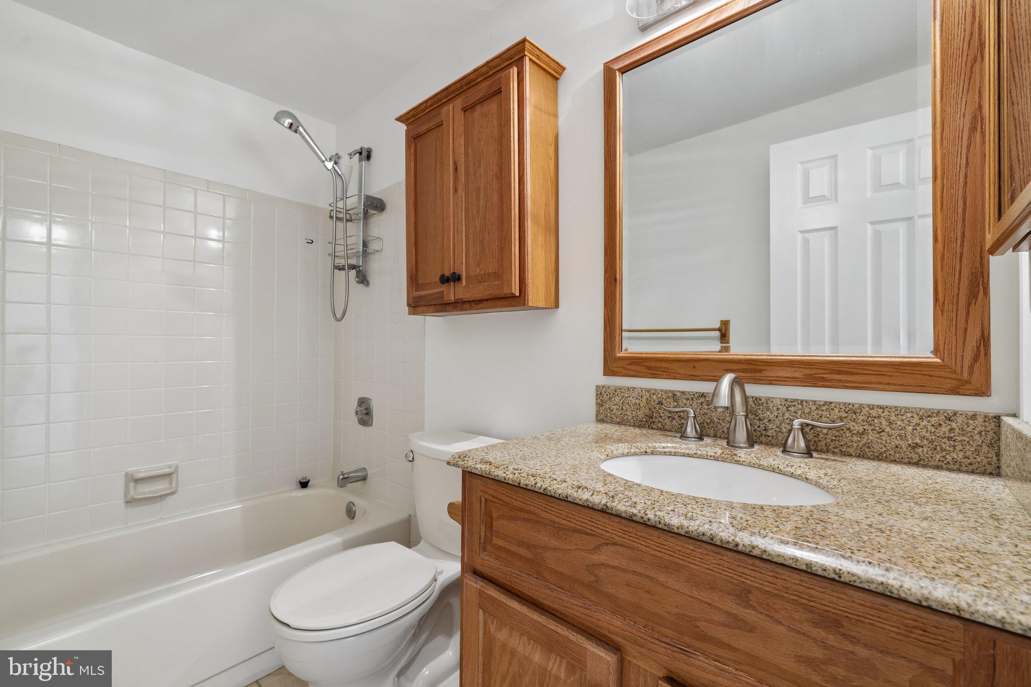 VILLAGE OF OWEN BROWN - Residential