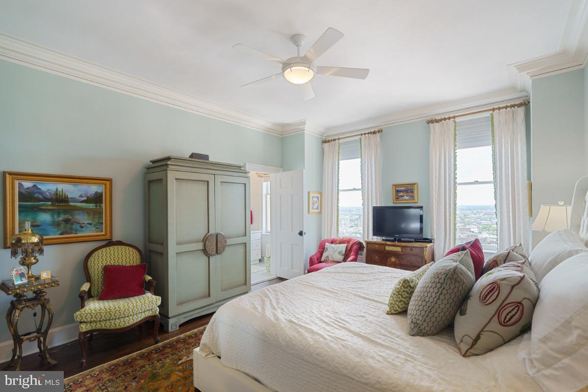 RITTENHOUSE SQUARE - Residential
