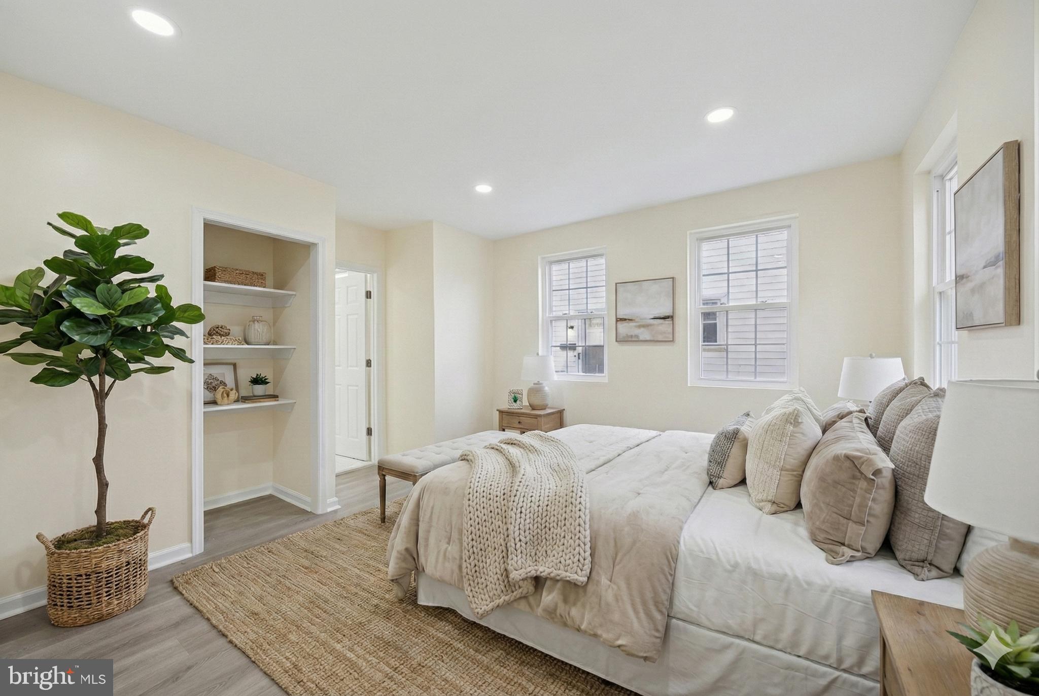 SHARON HILL - Residential