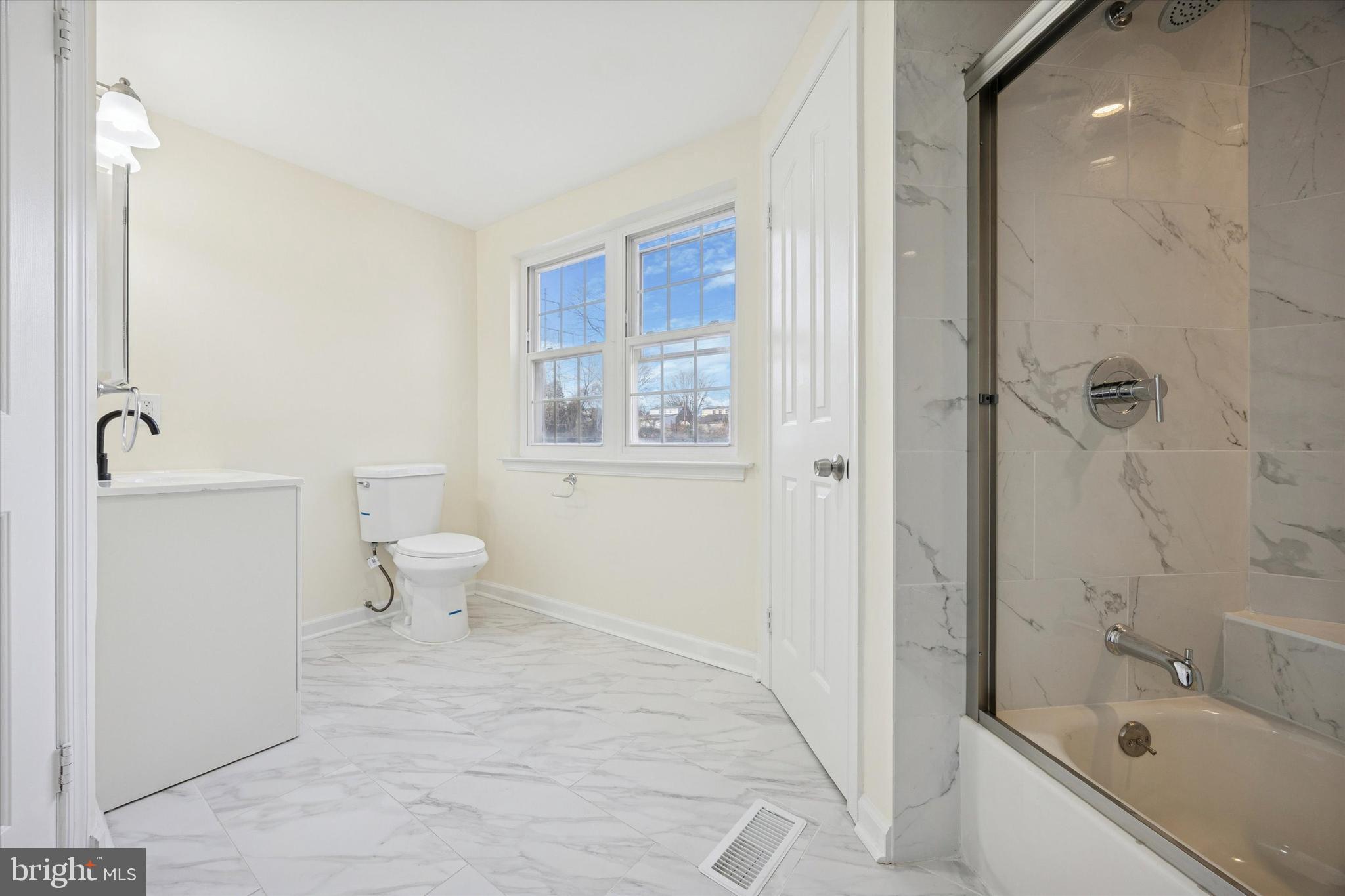 SHARON HILL - Residential