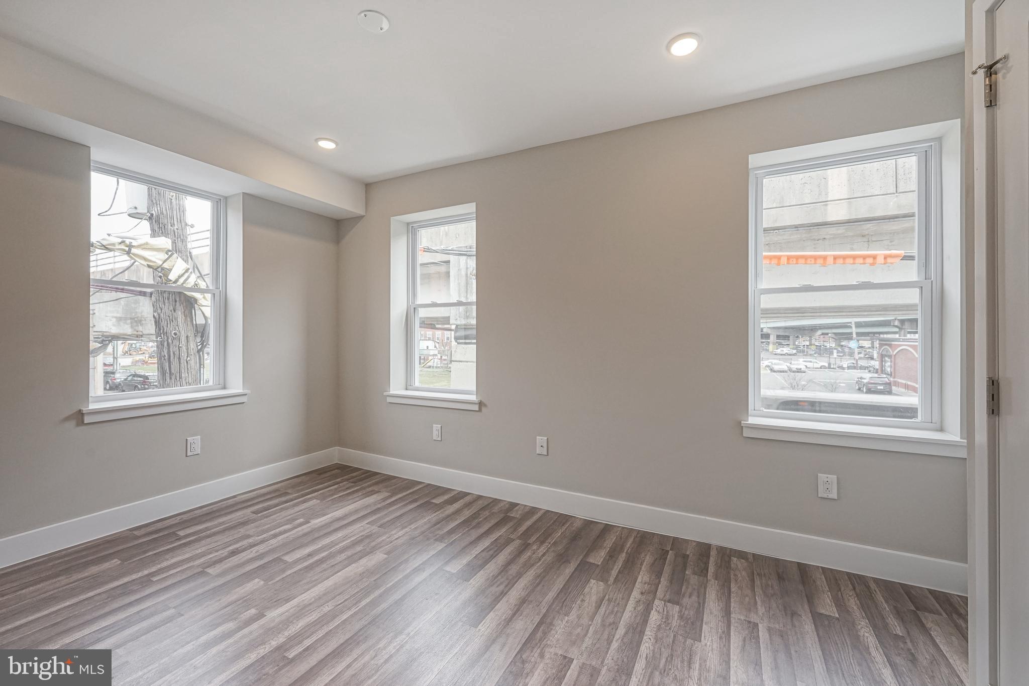 NORTHERN LIBERTIES - Residential Lease