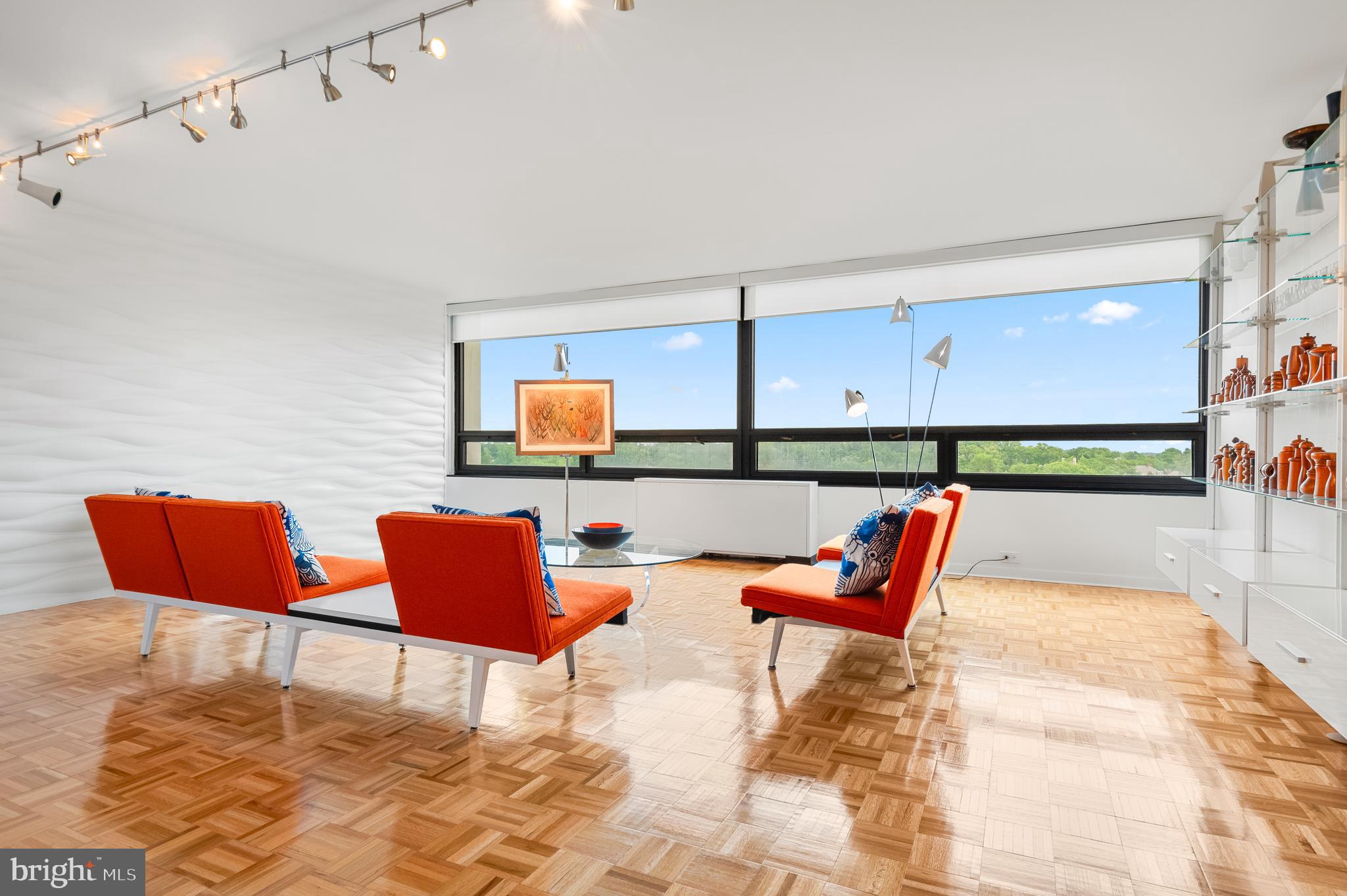 TUSCANY-CANTERBURY - Residential