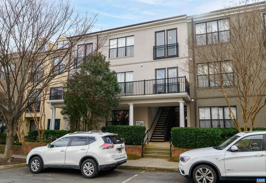 Location is everything! A highly sought after 1 Bed, 1 Bath Walker Square condo. Walk to the Medical Center, UVA Grounds, West Main Corridor, Amtrak Station, Dairy Market, and the Historic Downtown Mall. The amenities include a clubhouse with entertainment center, fitness center with yoga room, business center, pool, pet-friendly park, internet (high-speed-Ting), trash, Amazon lockers for large parcel deliveries, & all exterior maintenance is included. On main street level, and extra parking behind, this unit is in one of the best Walker Square buildings in the complex (750). This unit has been well maintained, 9ft ceilings, no carpet, and the HVAC was just updated in 2020. Open house Sunday 2/11 1-3pm!,Formica Counter,Wood Cabinets,Bus on City Route