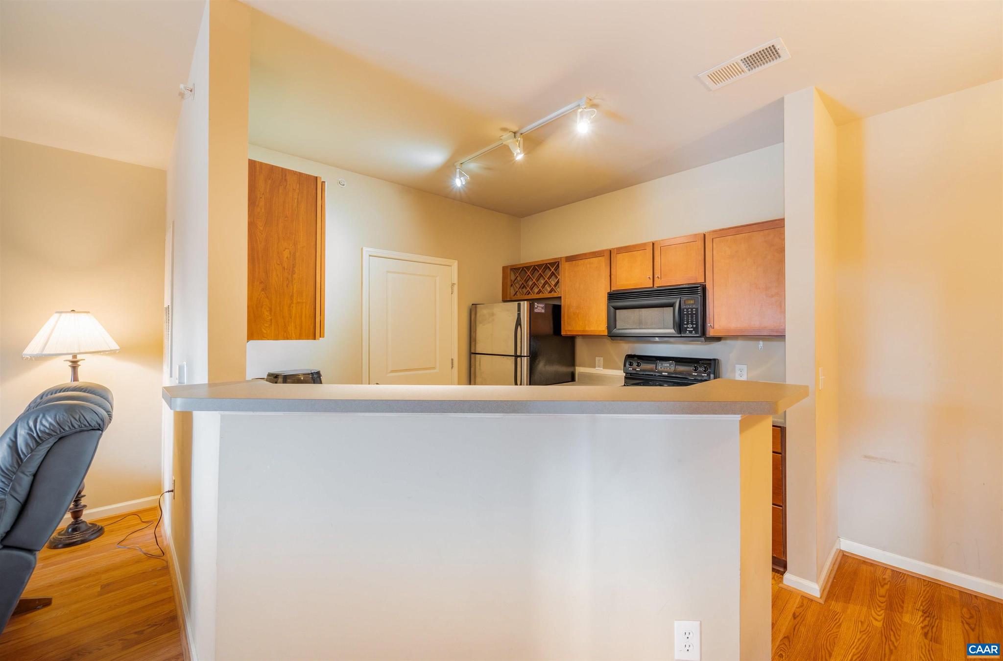 WALKER SQUARE CONDOS - Residential