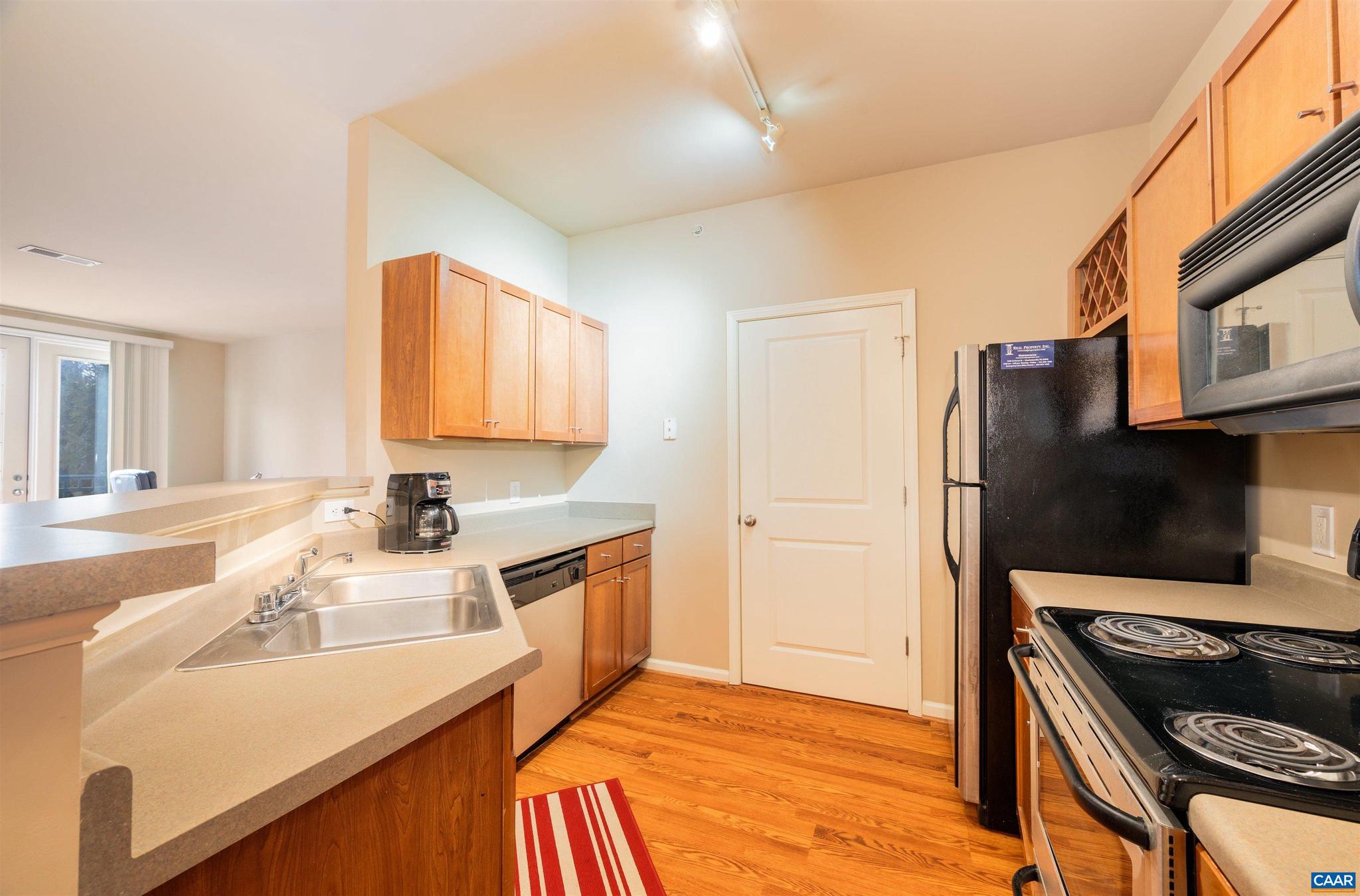 WALKER SQUARE CONDOS - Residential