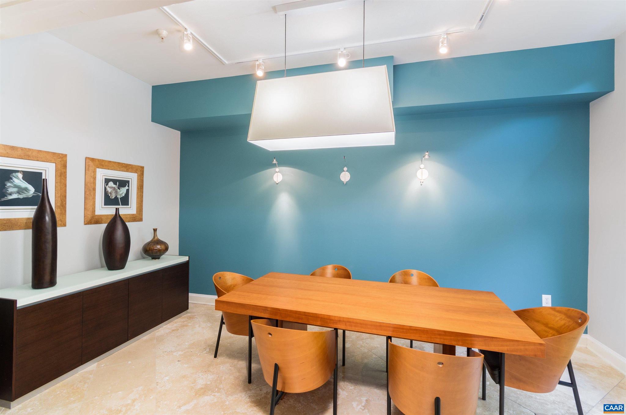 WALKER SQUARE CONDOS - Residential