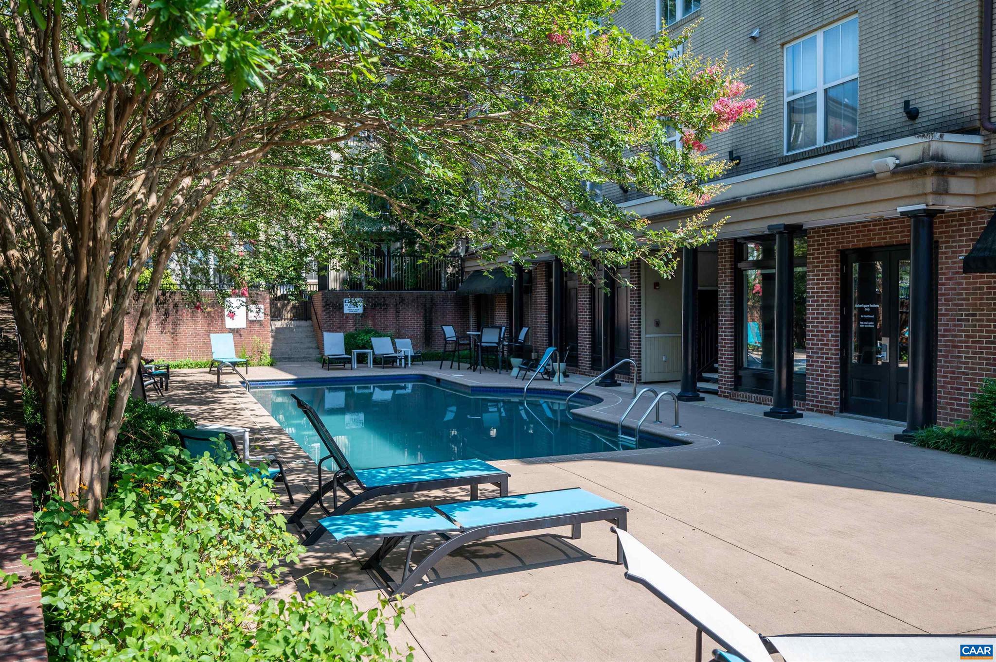 WALKER SQUARE CONDOS - Residential