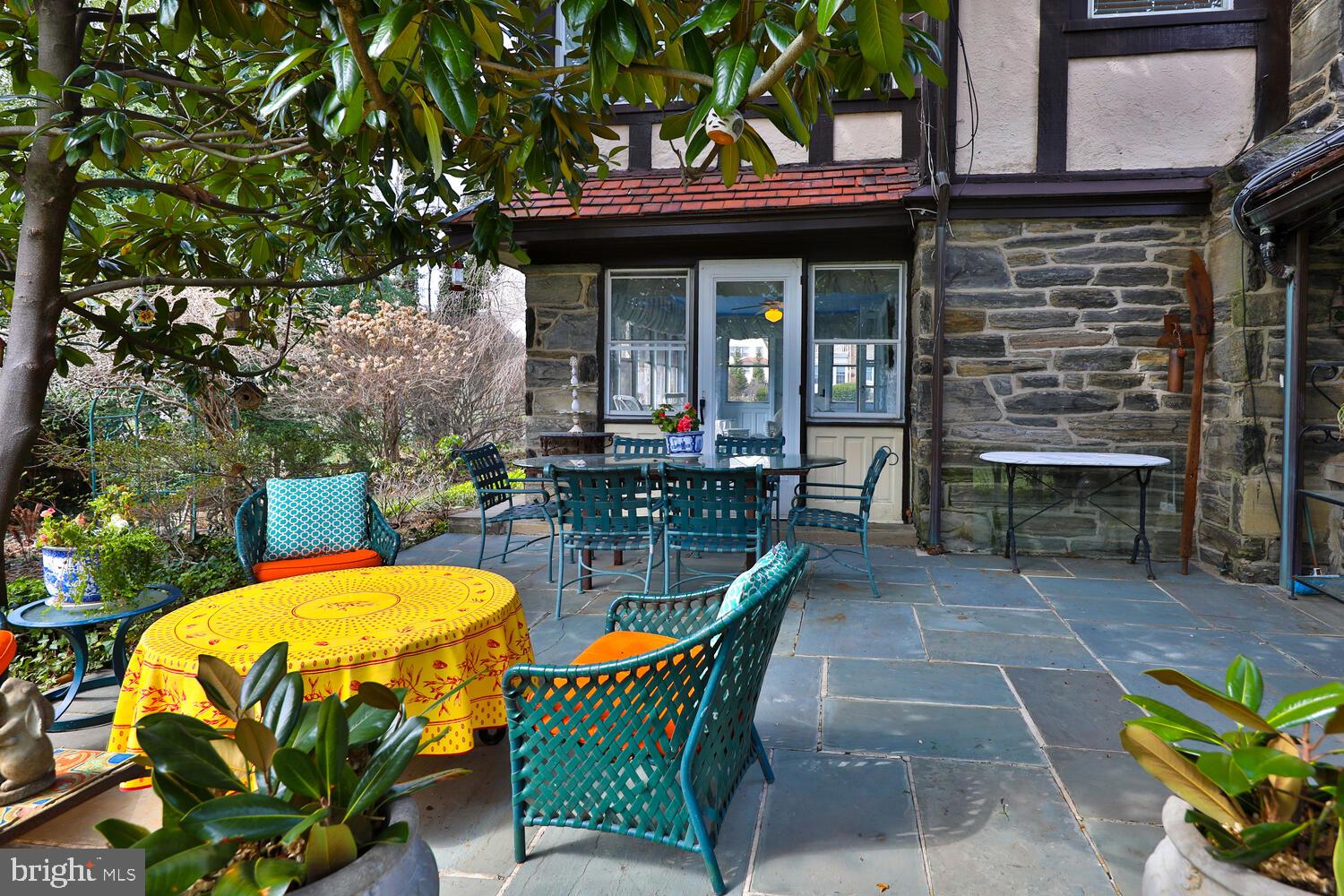 MERION STATION - Residential