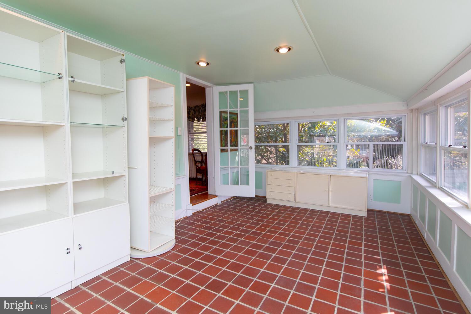 MERION STATION - Residential