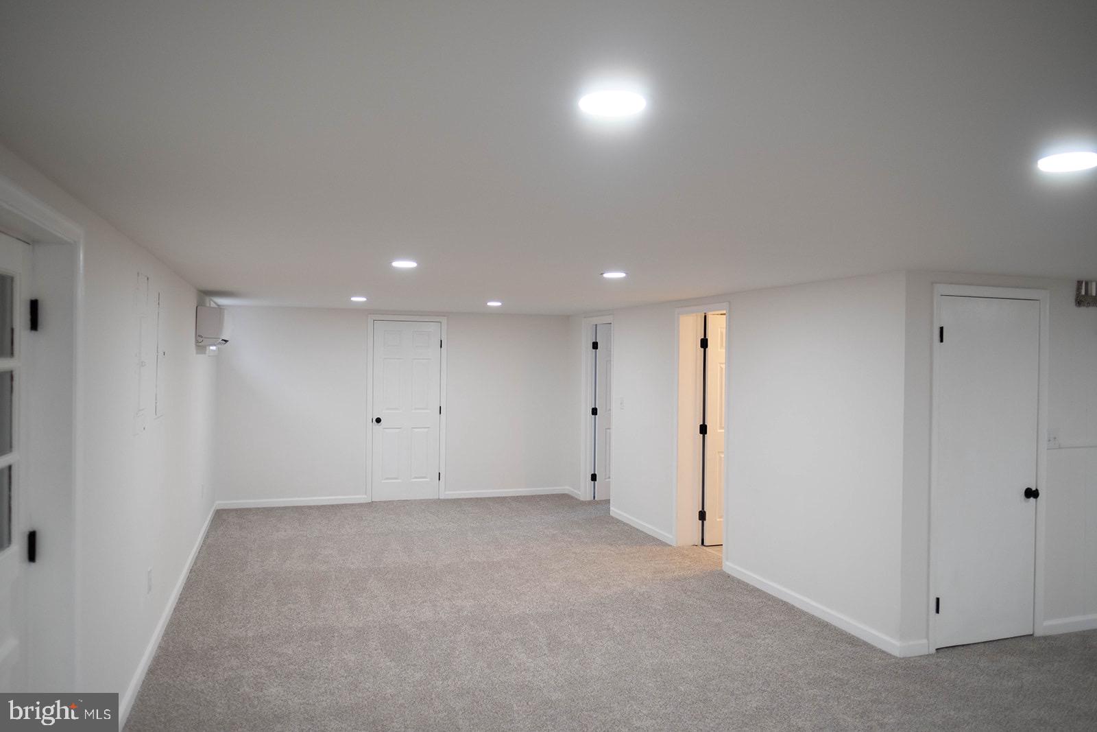 WHITTIER ACRES - Residential